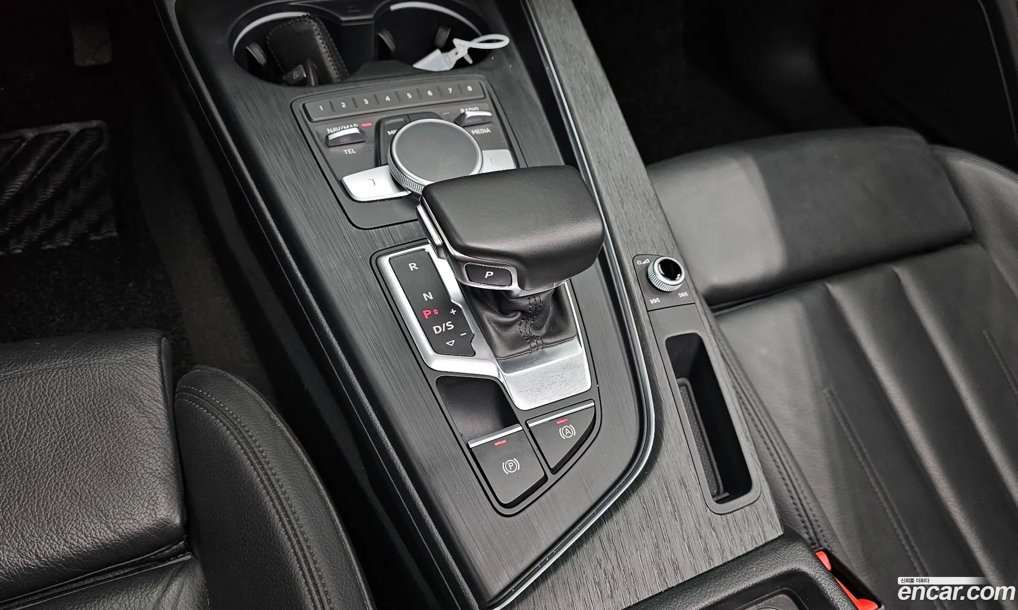Audi A4 2019 WAUZZZF4XKN022411 — 7
