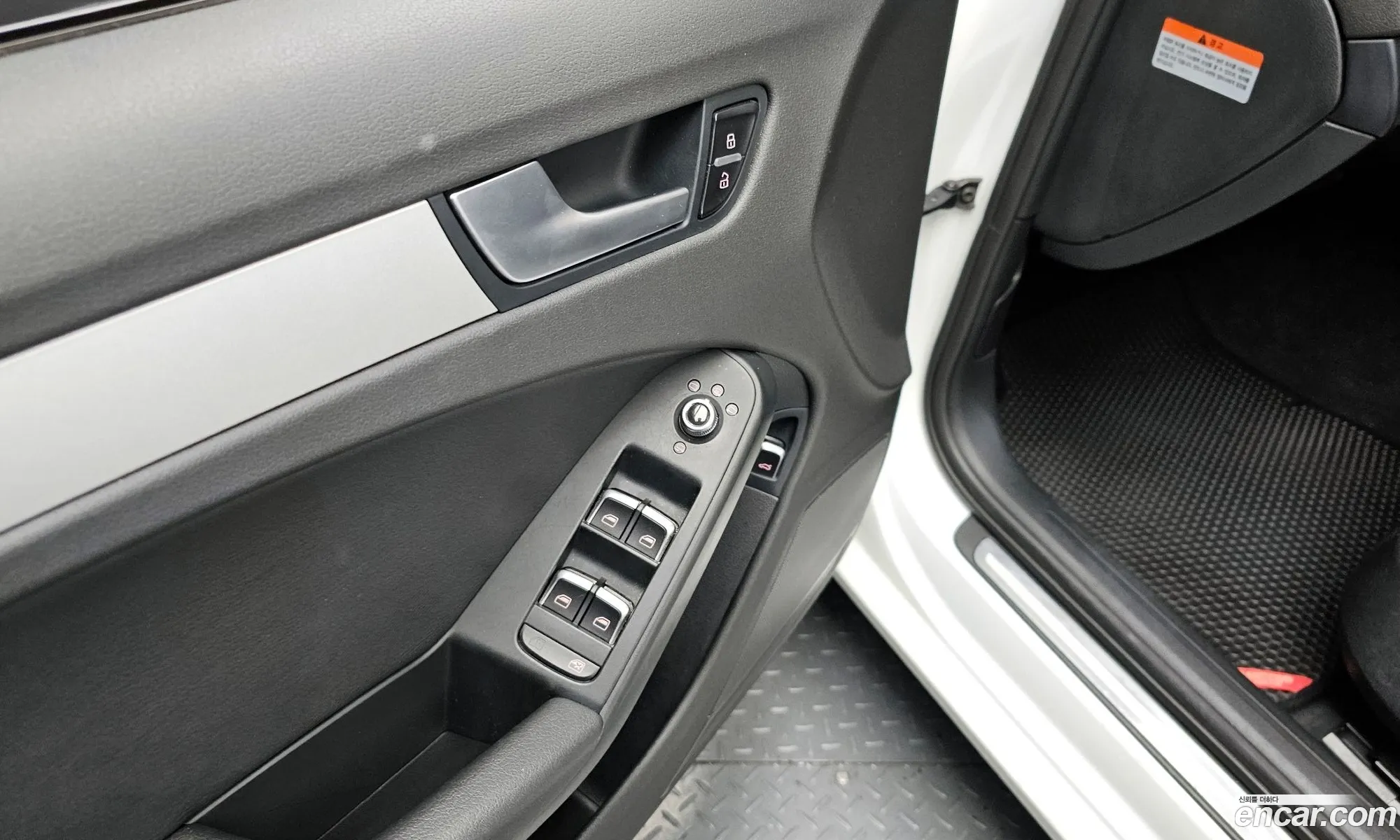 Audi A4 2015 WAUZZZ8K9FN030680 — 13
