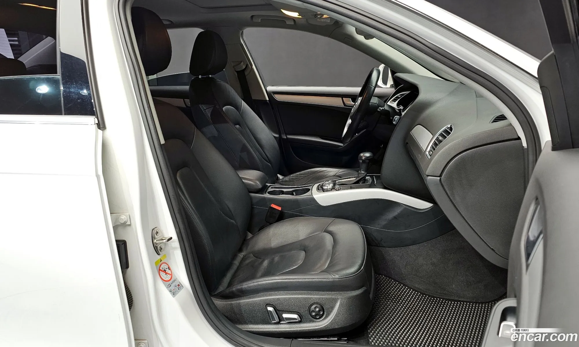 Audi A4 2015 WAUZZZ8K9FN030680 — 12