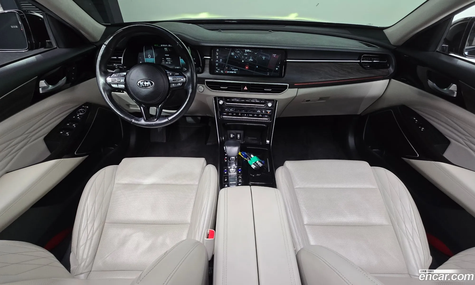 Kia K7 Premier Hybrid 2019 — 16