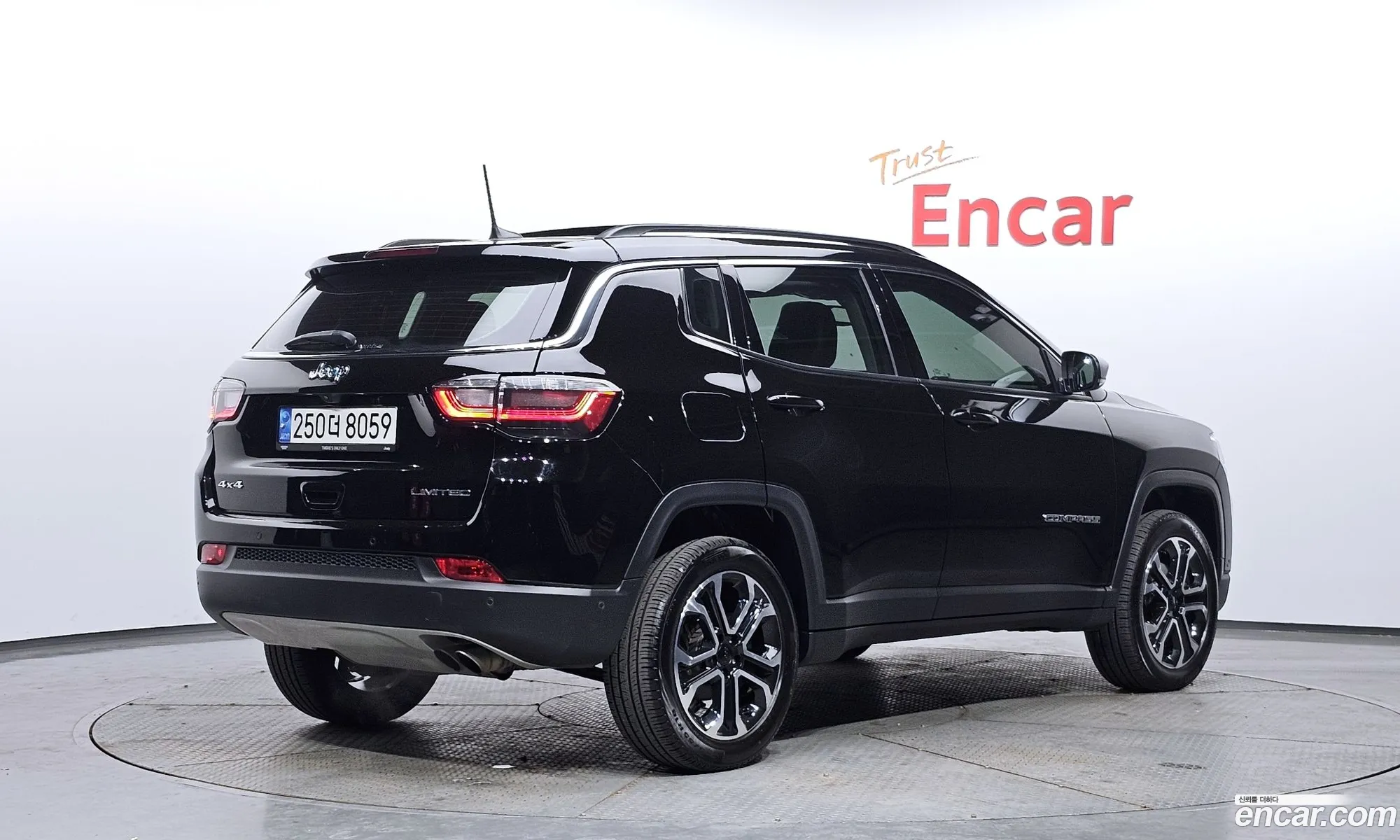 Jeep Compass 2022 3C4NJDCB0NT179075 — 8