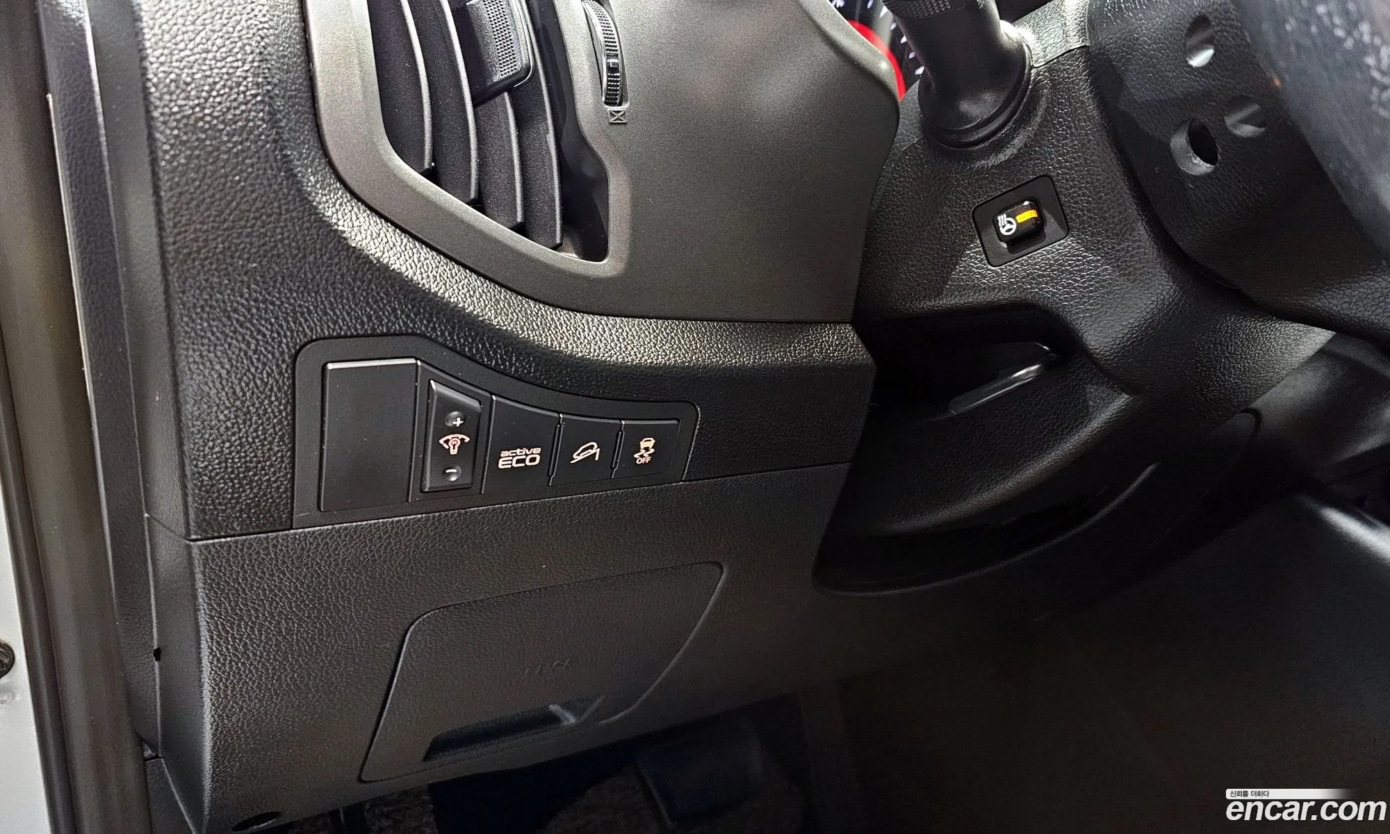 Kia Sportage R 2012 — 2
