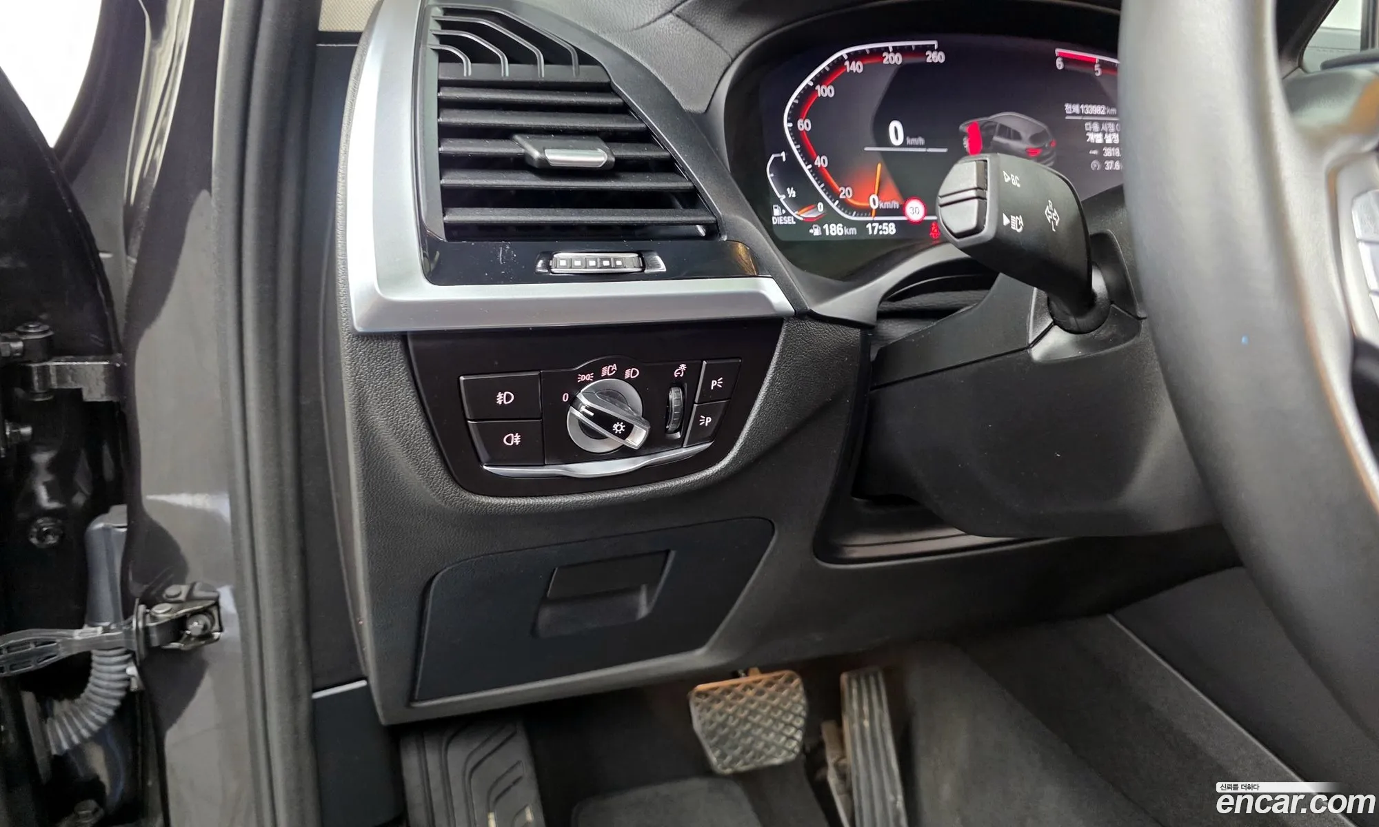 BMW X3 2020 — 16