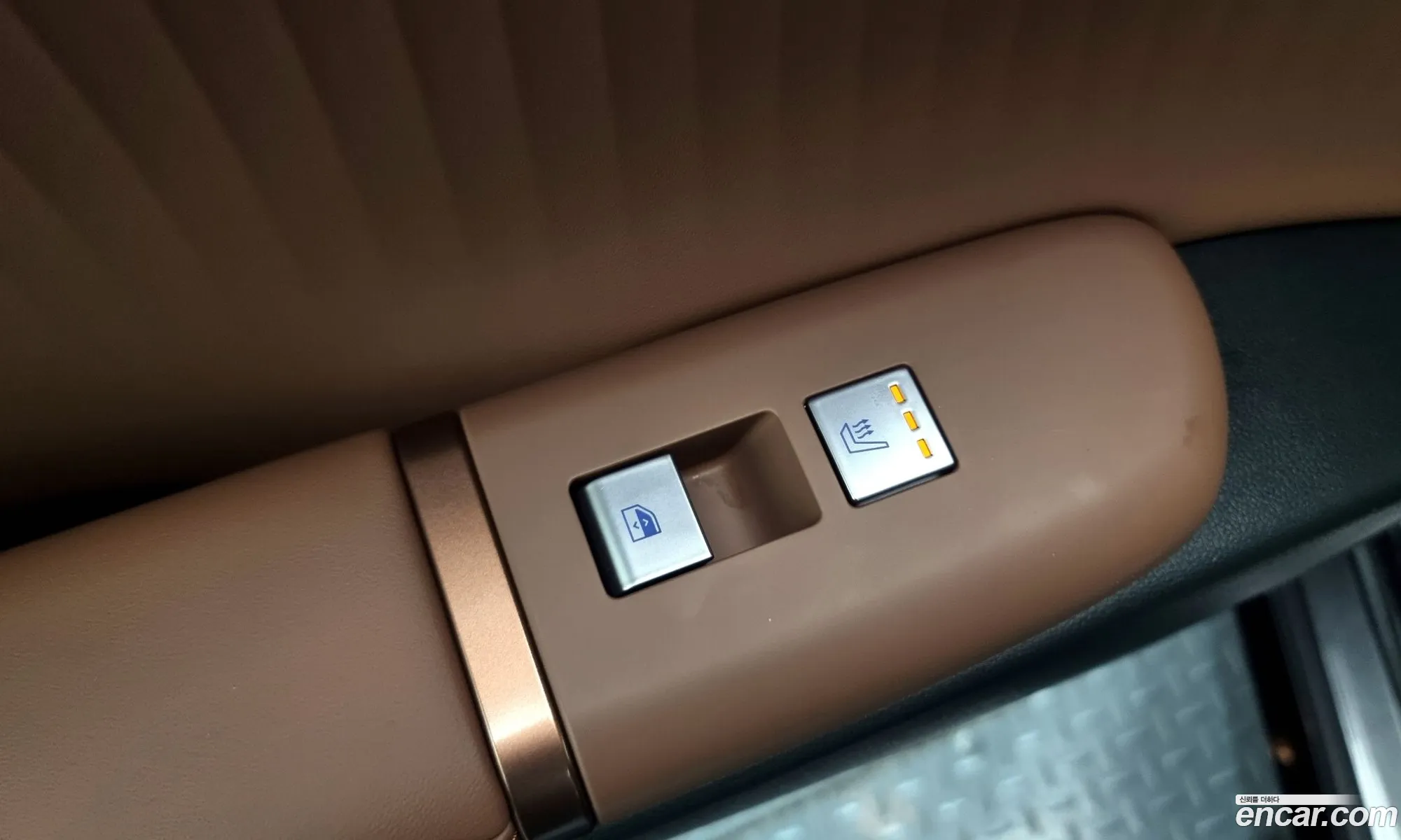 Hyundai Grandeur Hybrid 2023 — 3