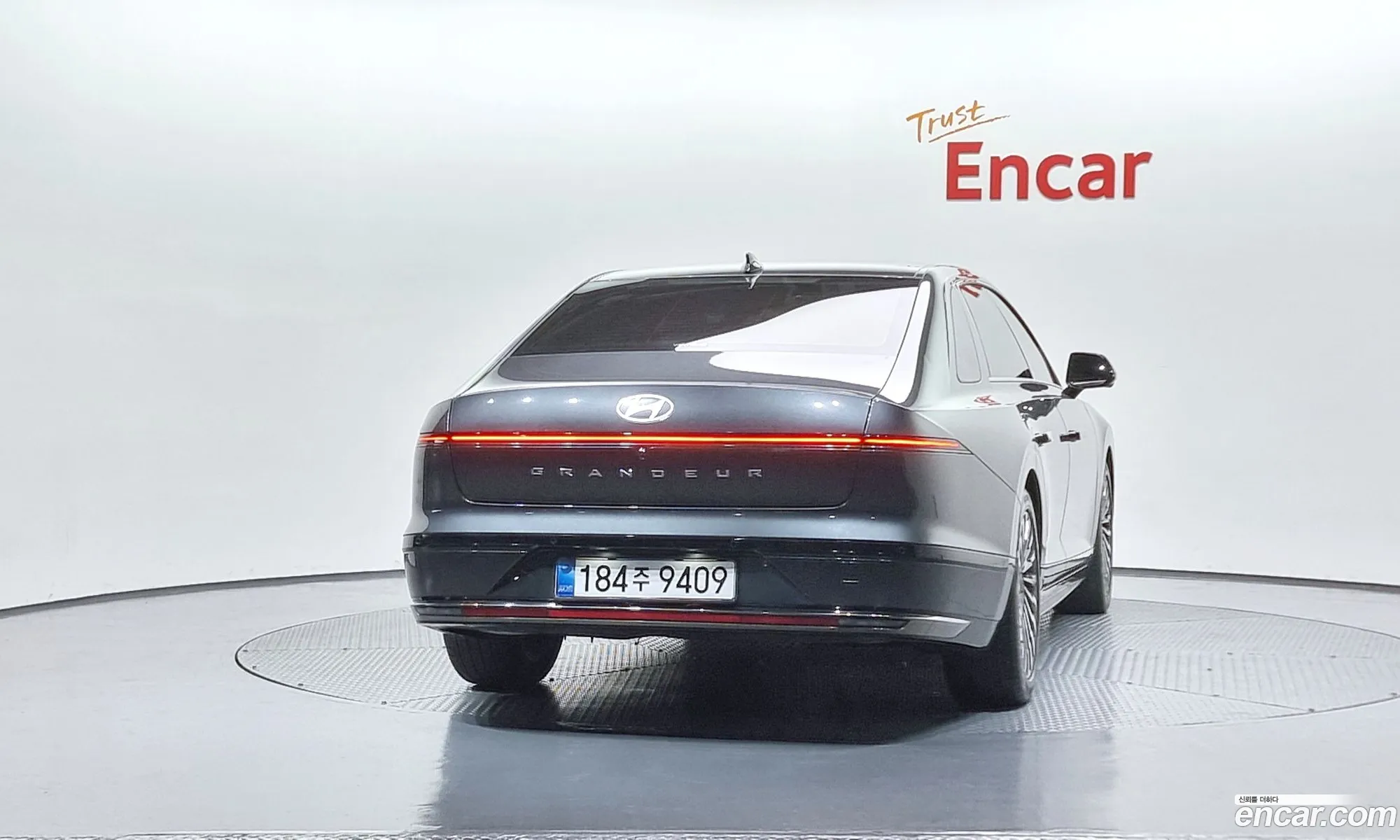 Hyundai Grandeur Hybrid 2023 — 6