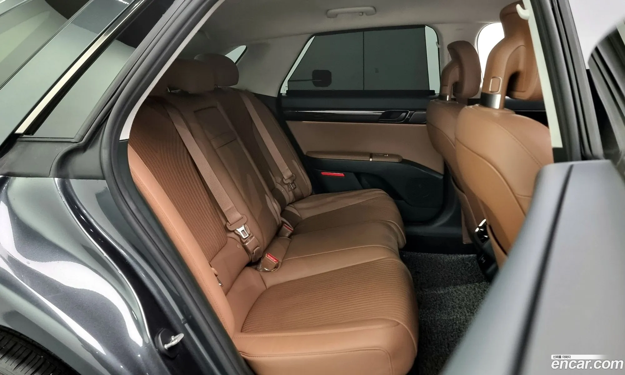 Hyundai Grandeur Hybrid 2023 — 13