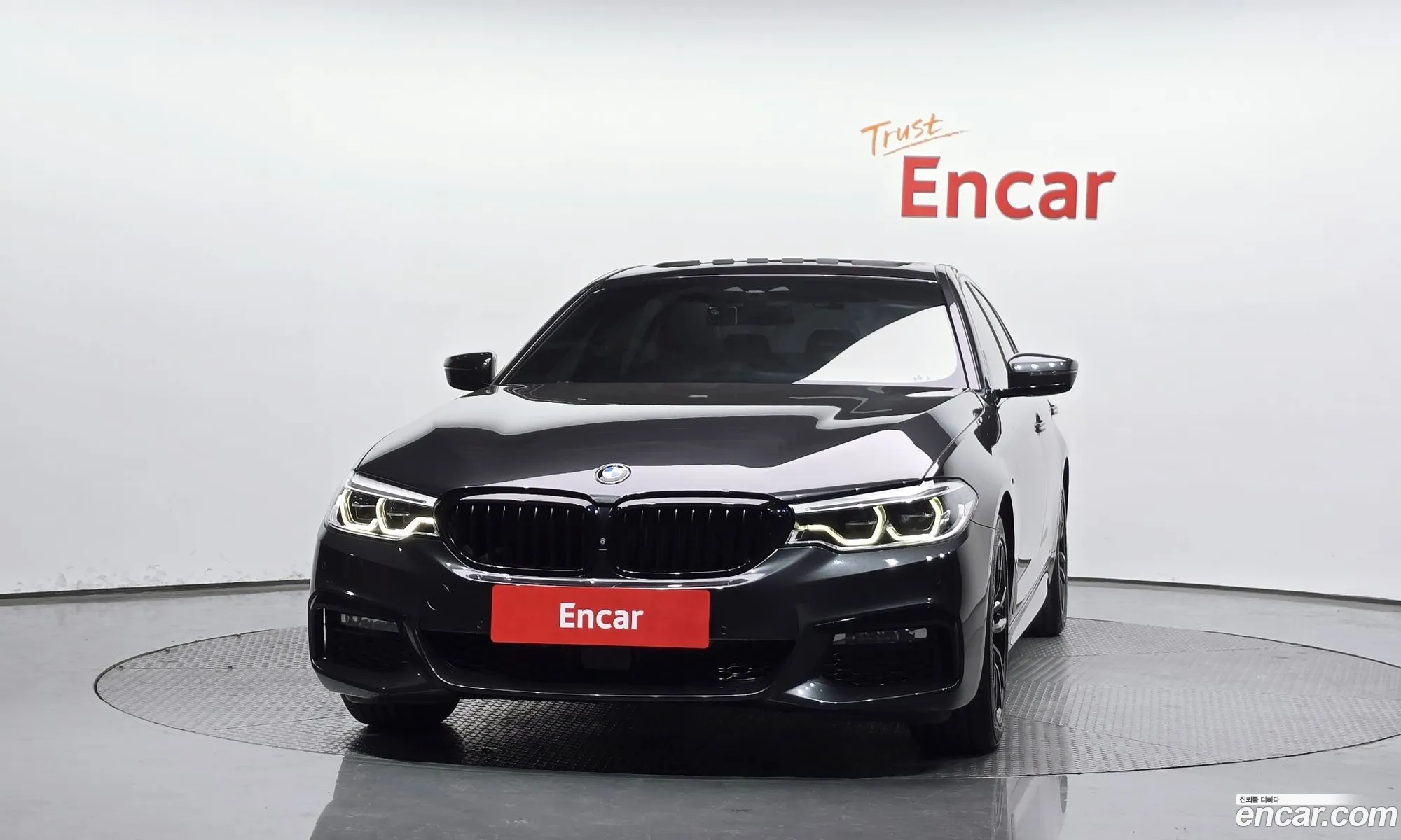 BMW 5 Series 2017 — 10