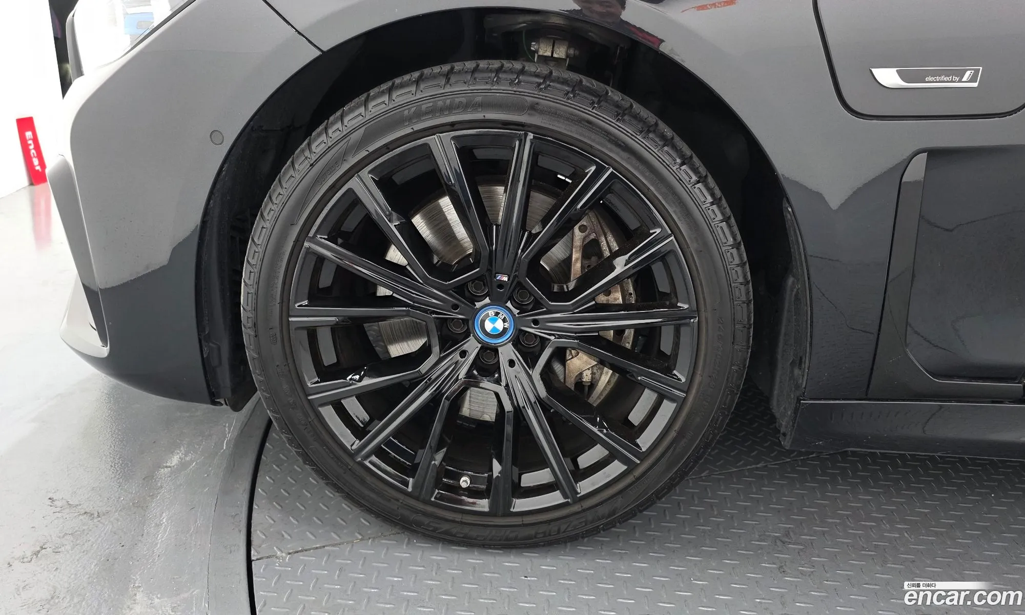BMW 7 Series 2021 WBA7D6105NCH85948 — 19