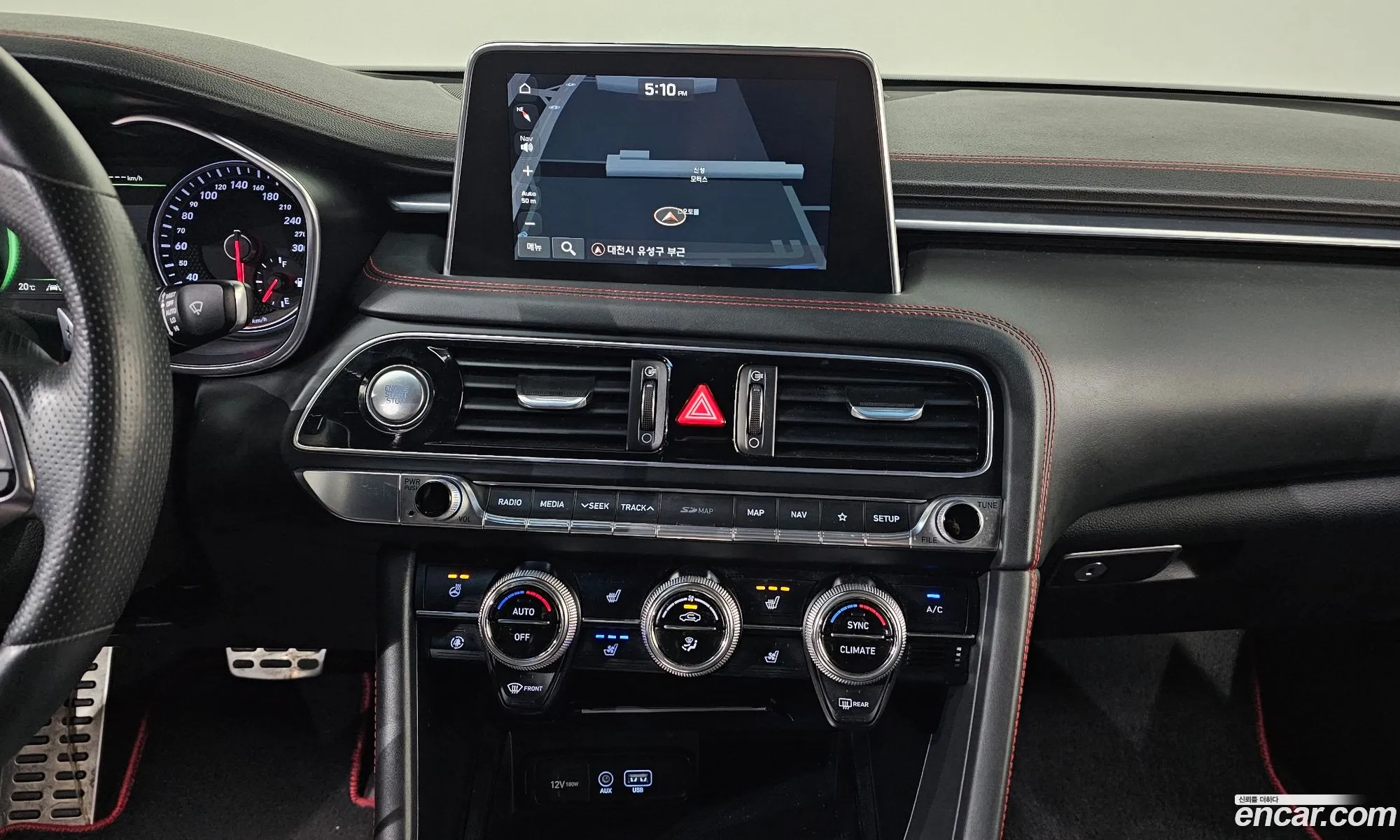 Genesis G70 2020 — 12