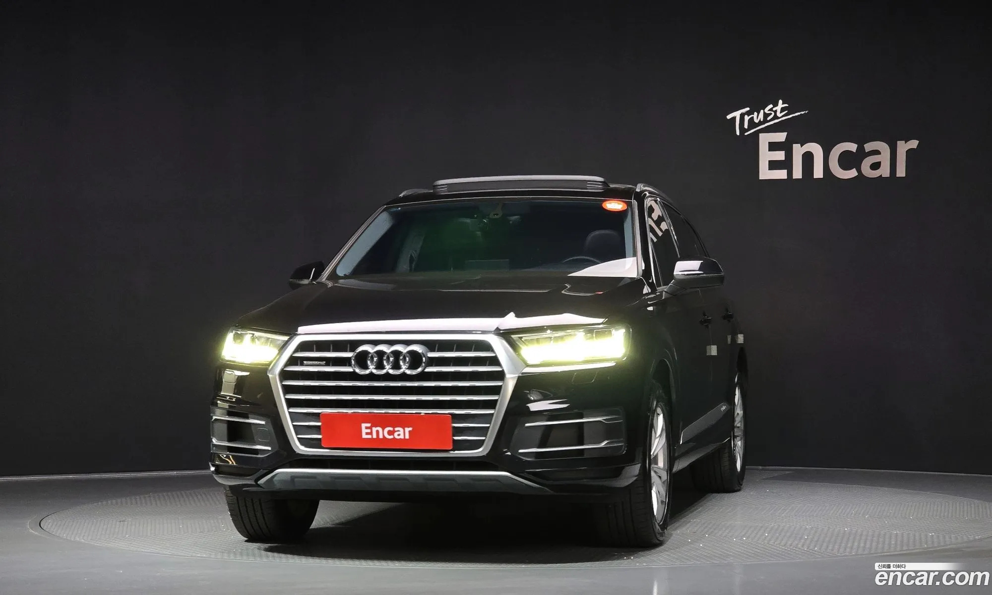 Audi Q7 2019 — 18