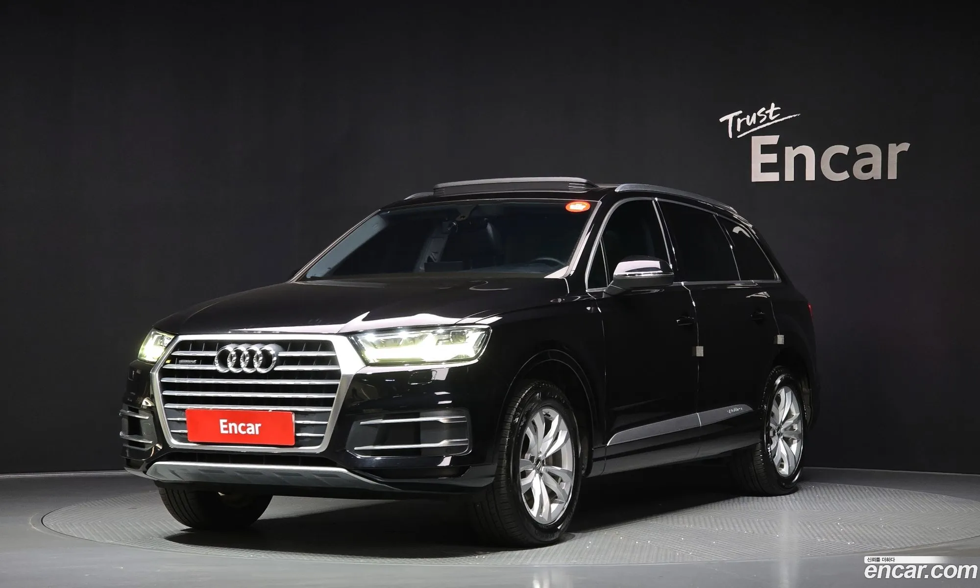 Audi Q7 2019 — 10
