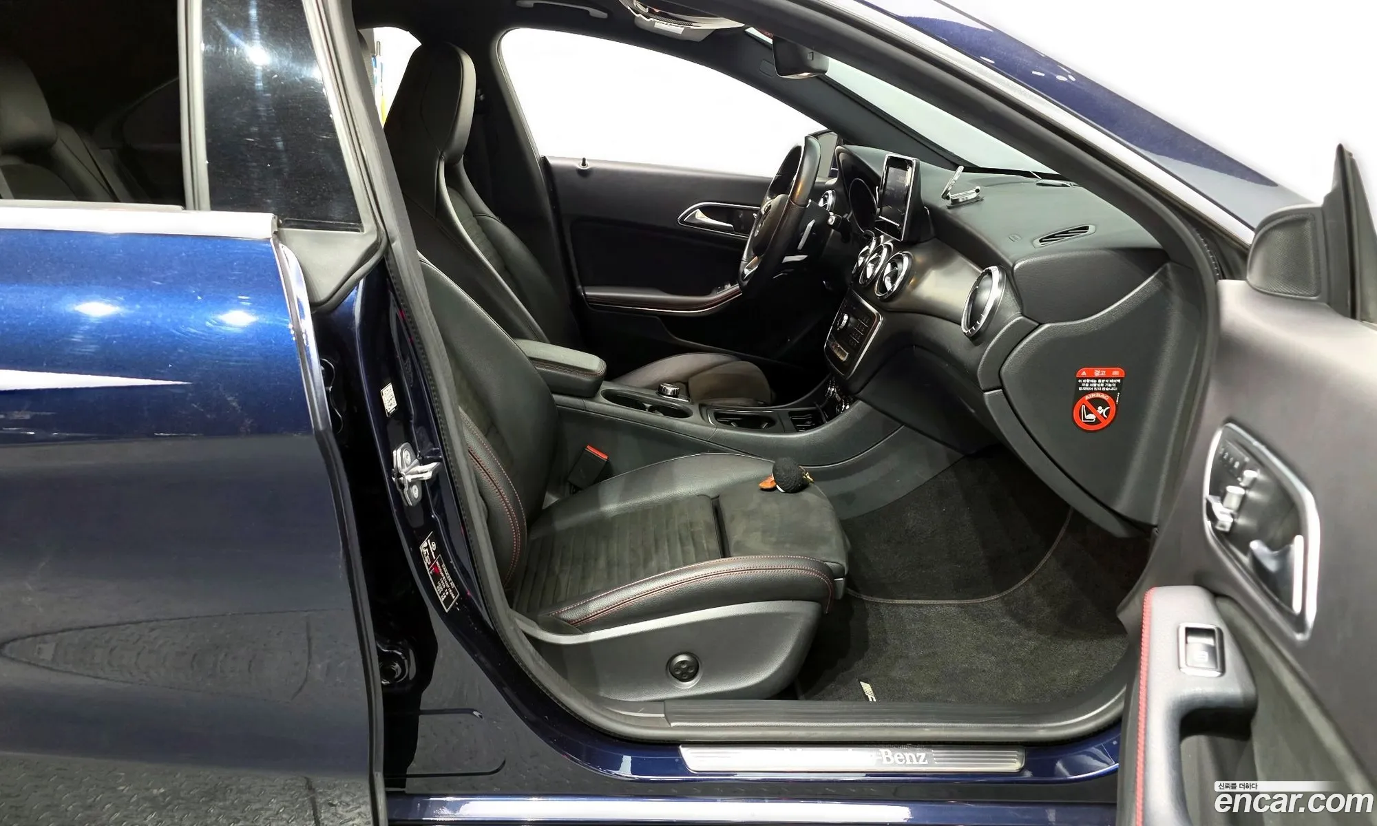 Mercedes-Benz CLA-Class C117 2018 — 16