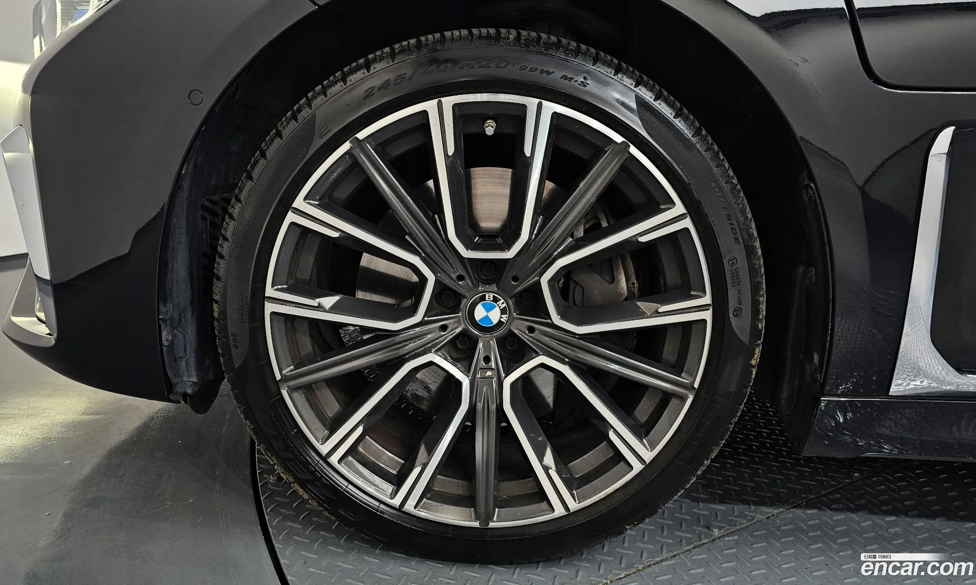 BMW 7 Series 2020 WBA7D6104LCE25342 — 17