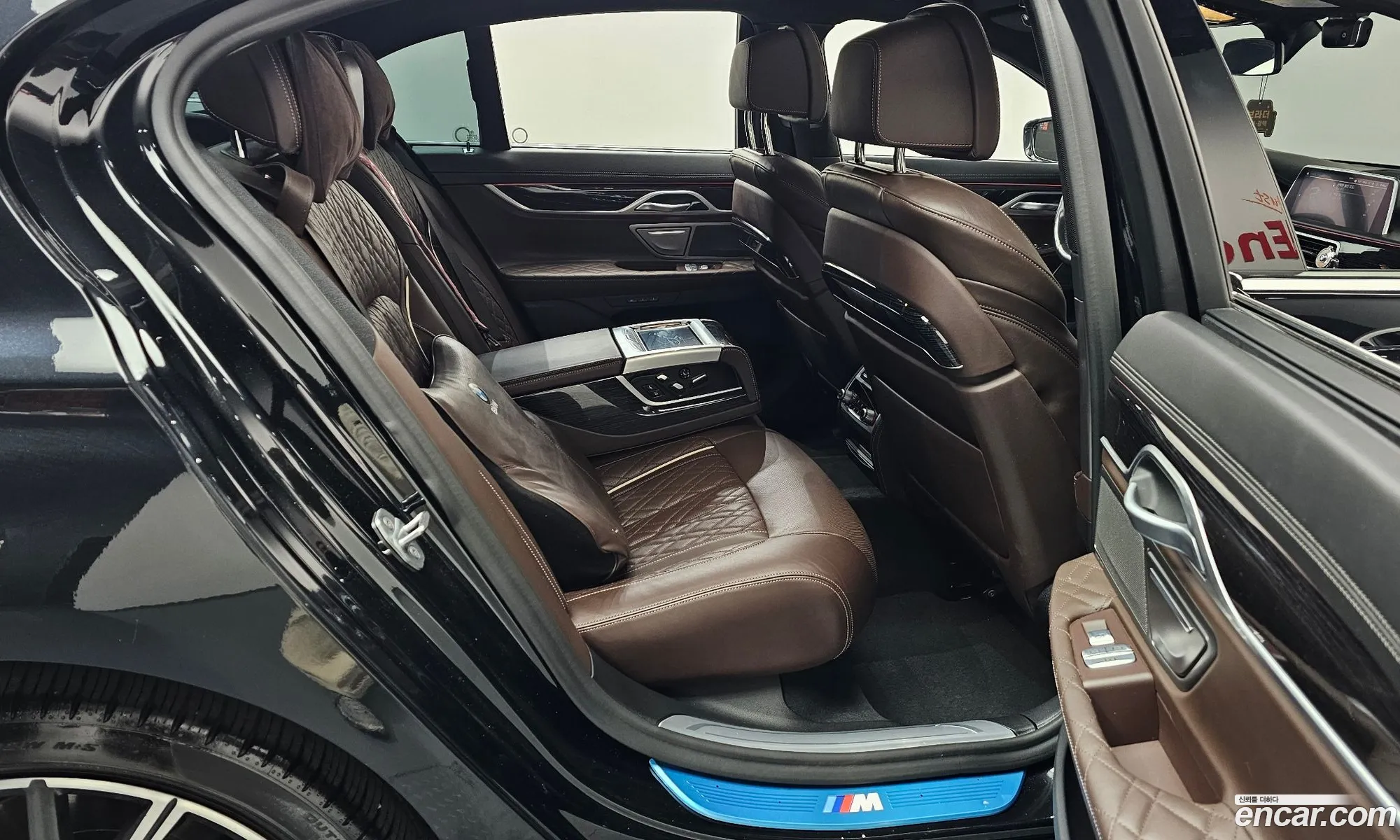 BMW 7 Series 2020 WBA7D6104LCE25342 — 3