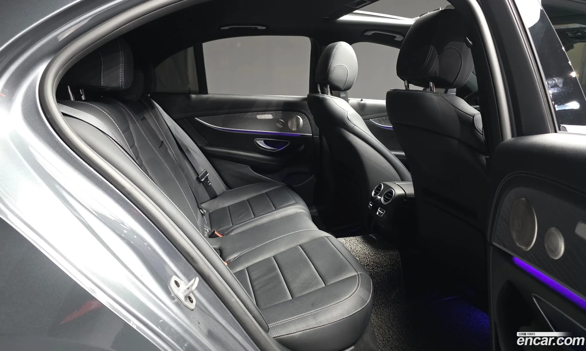 Mercedes-Benz E-Class W213 2022 — 16
