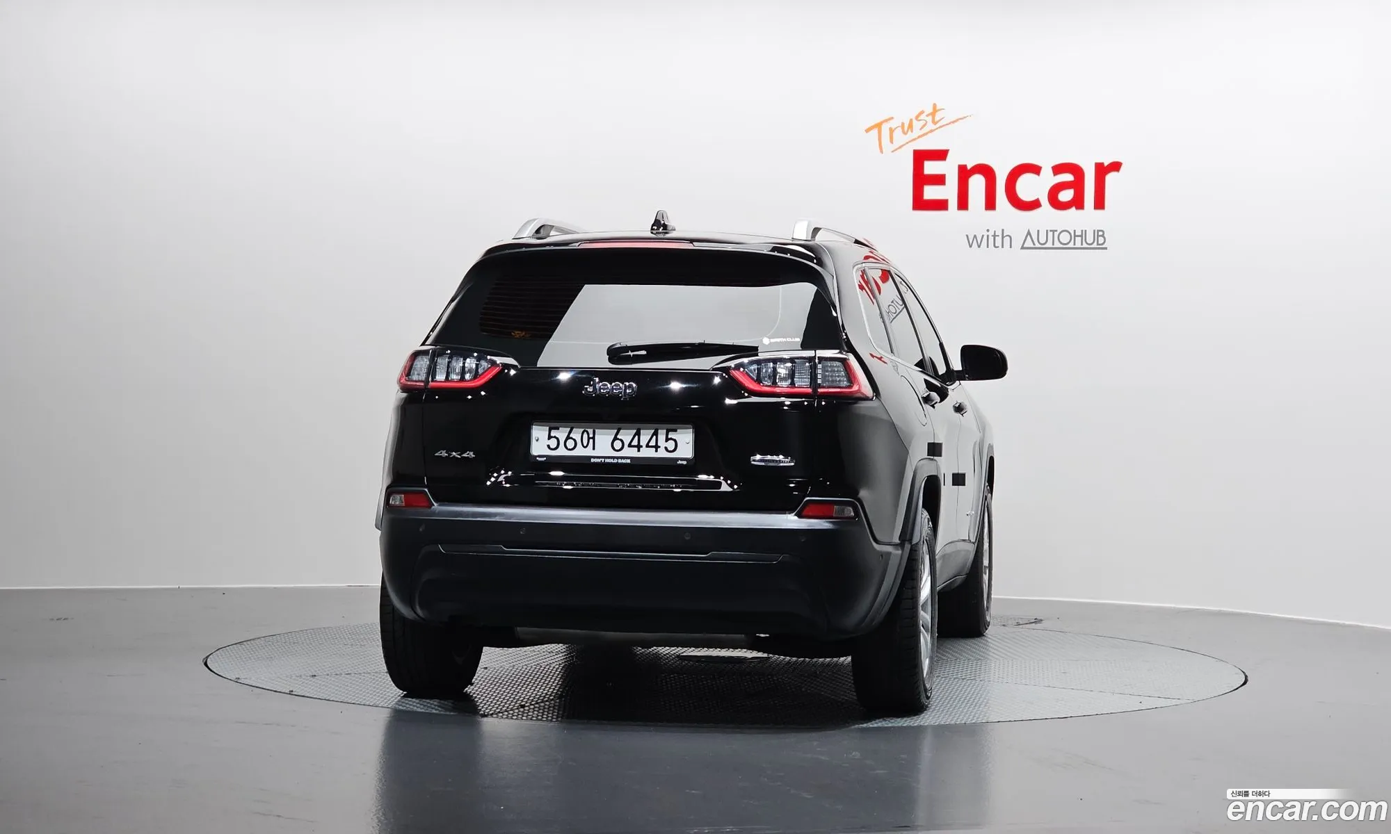 Jeep Cherokee 2019 1C4PJMCB7KD382586 — 4