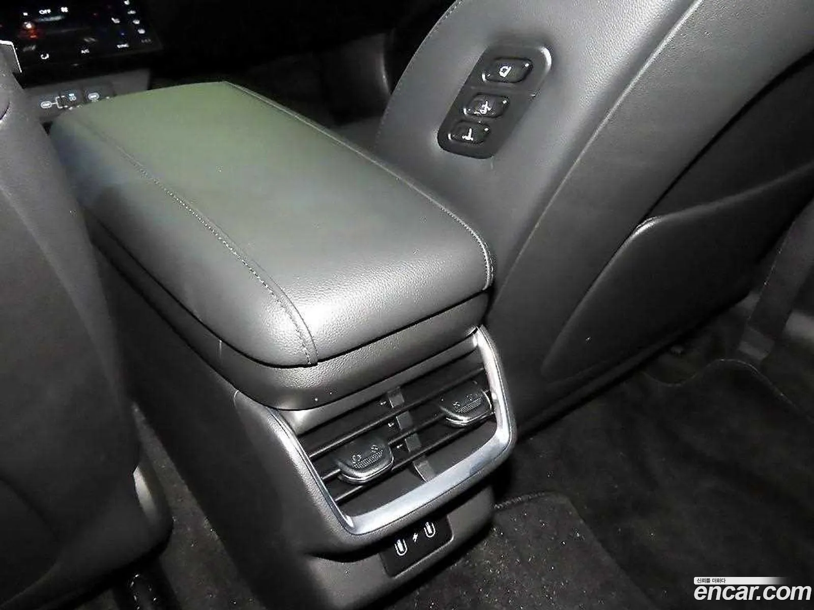 Hyundai Grandeur 2025 — 18