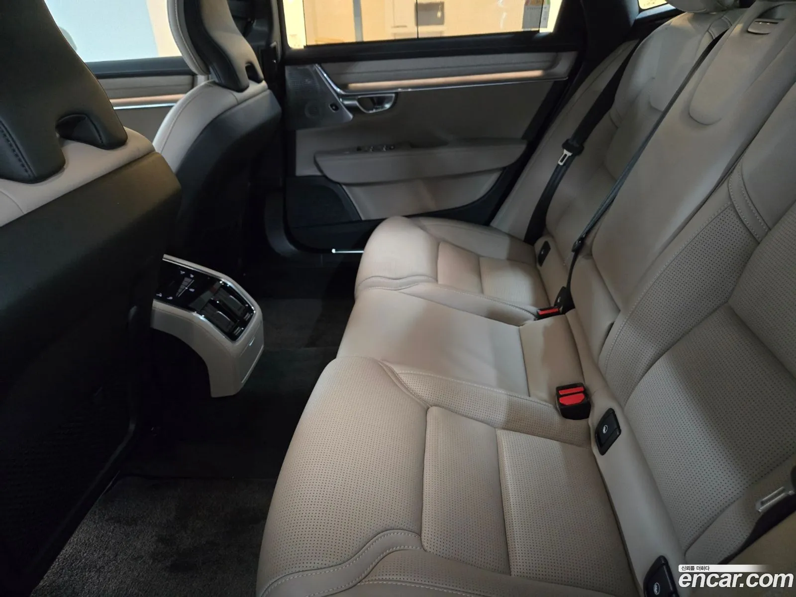 Volvo S90 2025 — 3