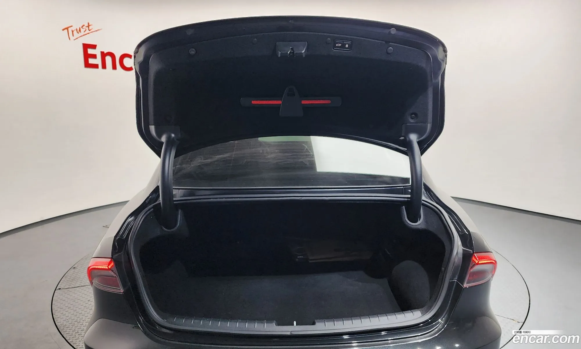 Hyundai Grandeur IG Hybrid 2020 — 5