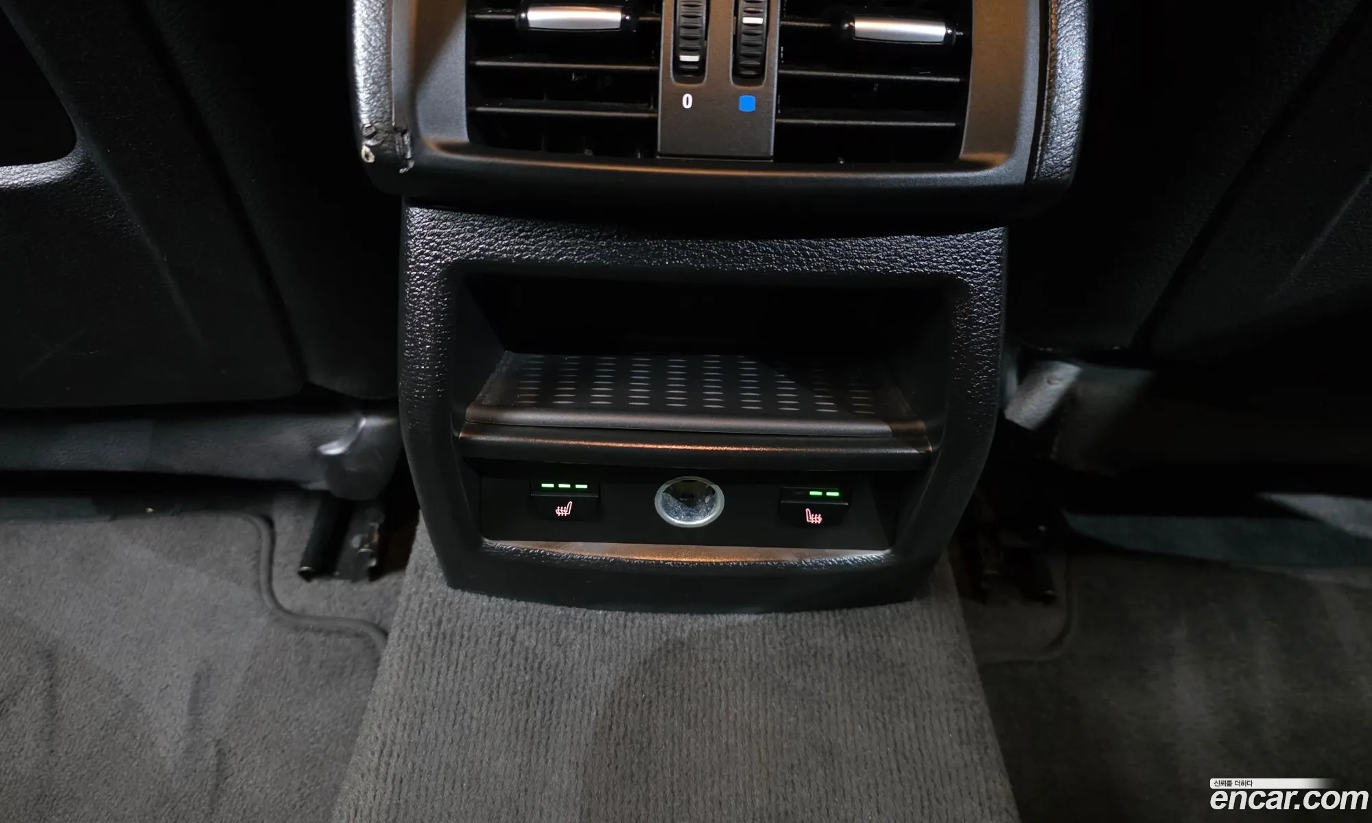 BMW X4 2018 WBAXX110XJ0Y50571 — 19