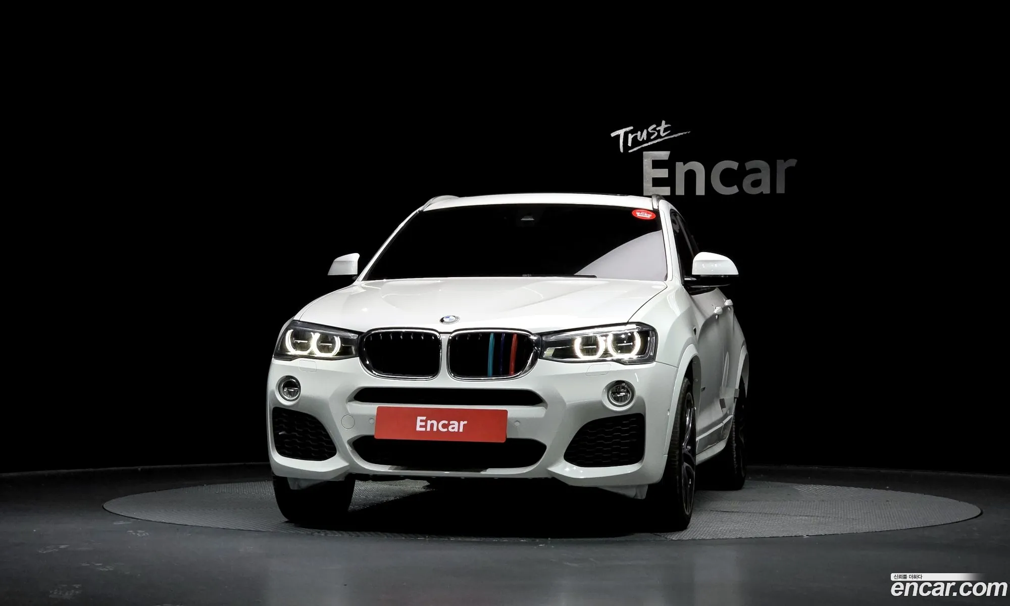 BMW X4 2018 WBAXX110XJ0Y50571 — 14