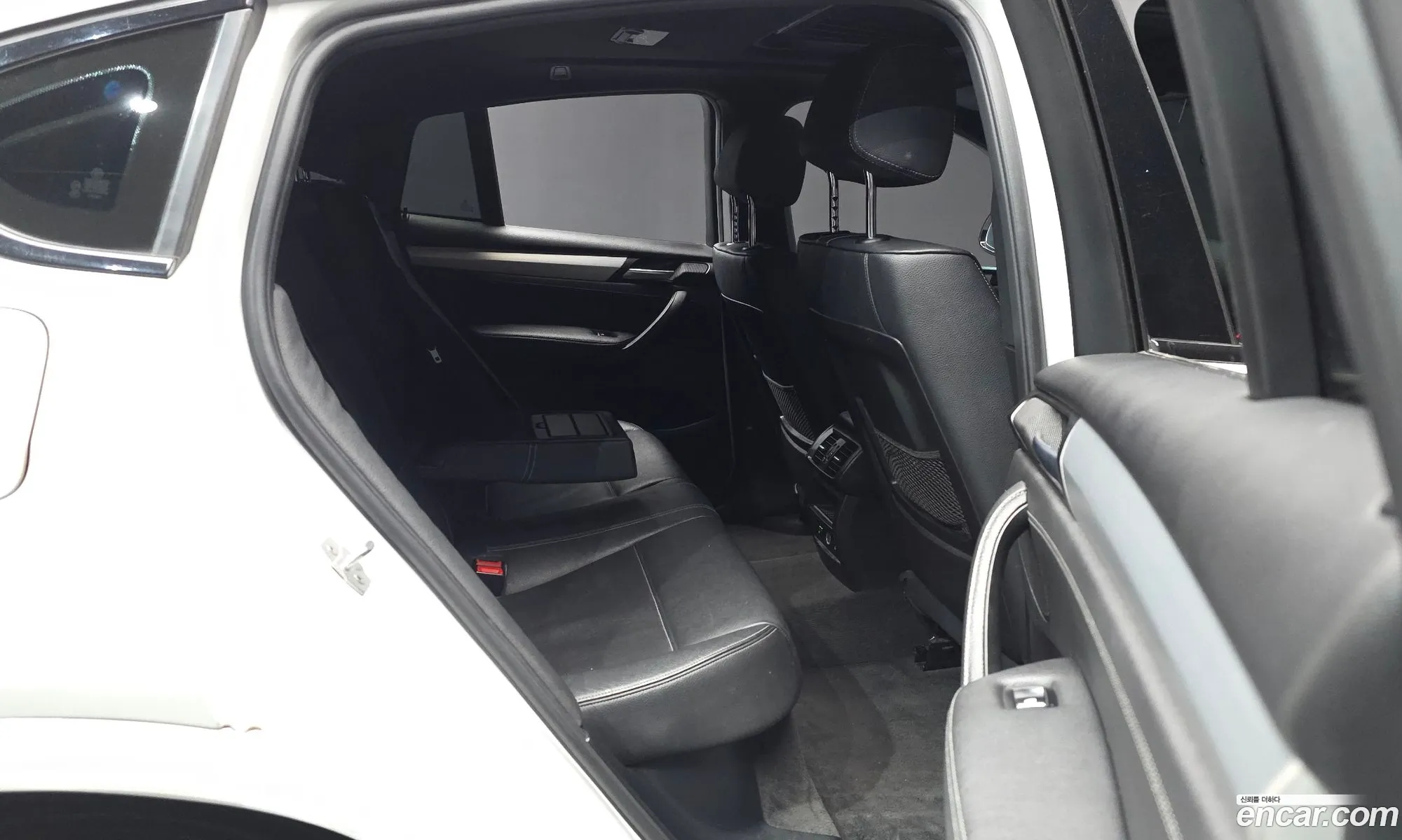 BMW X4 2018 WBAXX110XJ0Y50571 — 8