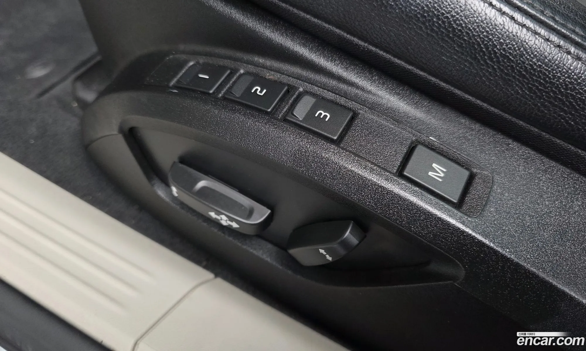 Volvo V40 2015 YV1MV79K0G2277662 — 9