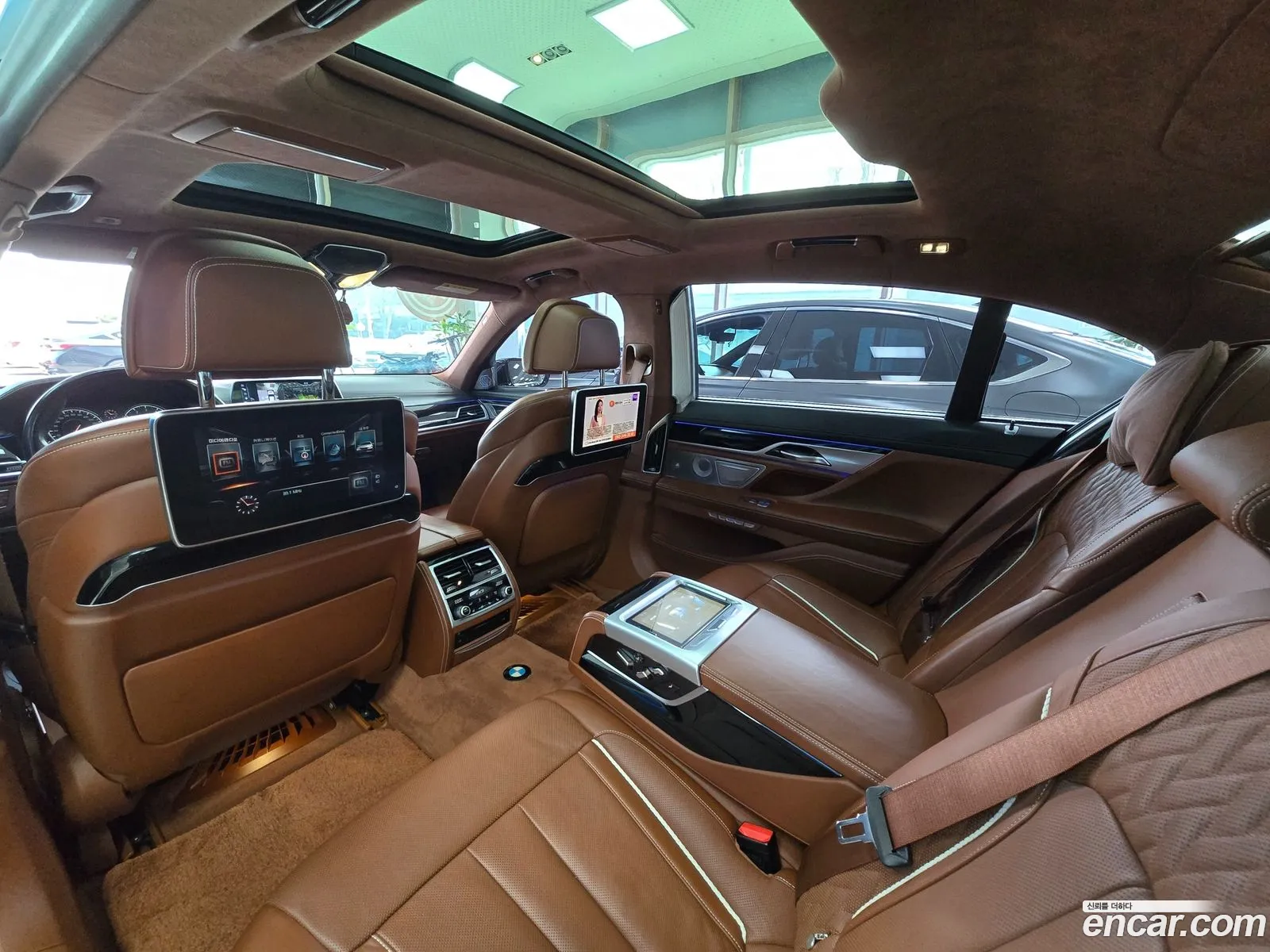 BMW 7 Series 2017 — 11