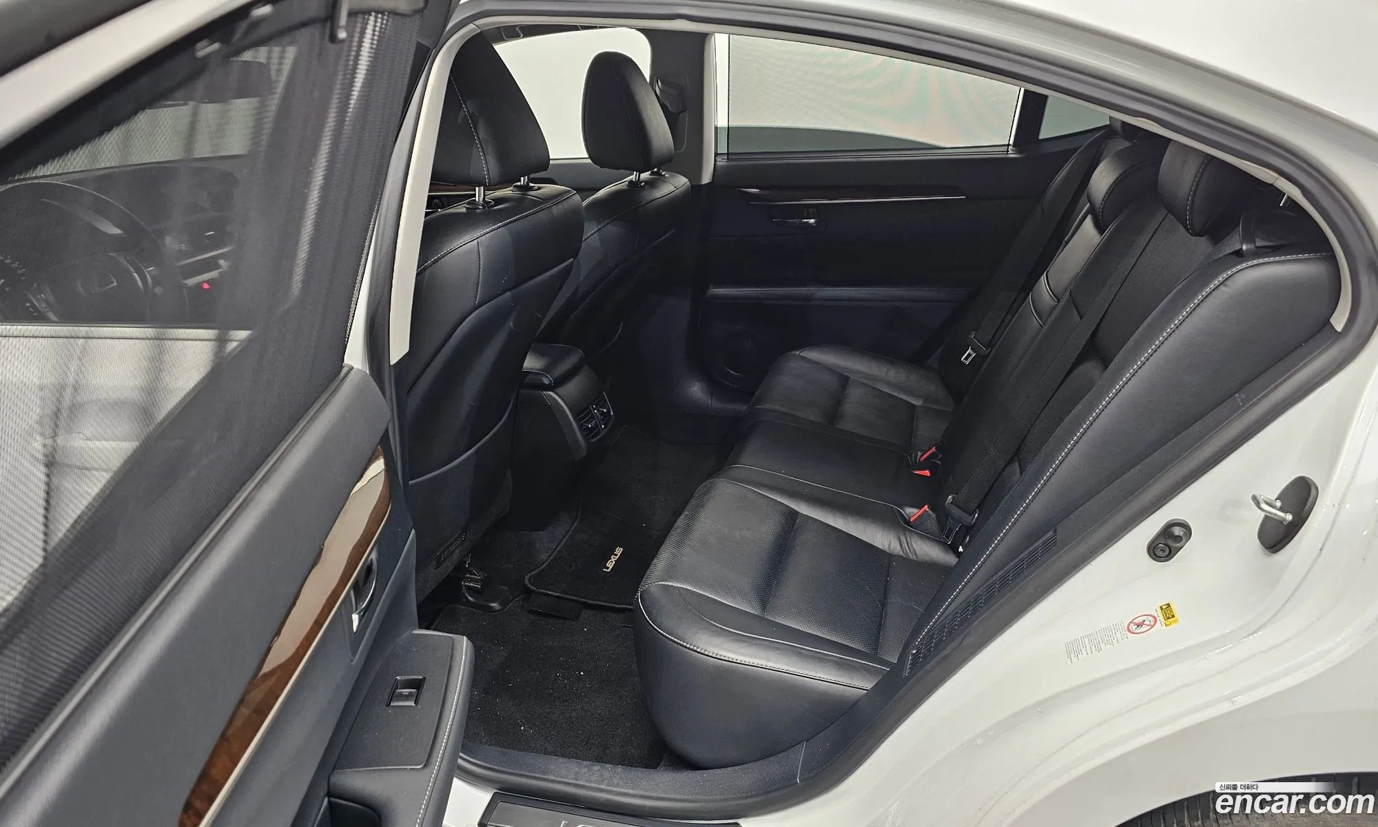 Lexus ES300h 2014 — 4