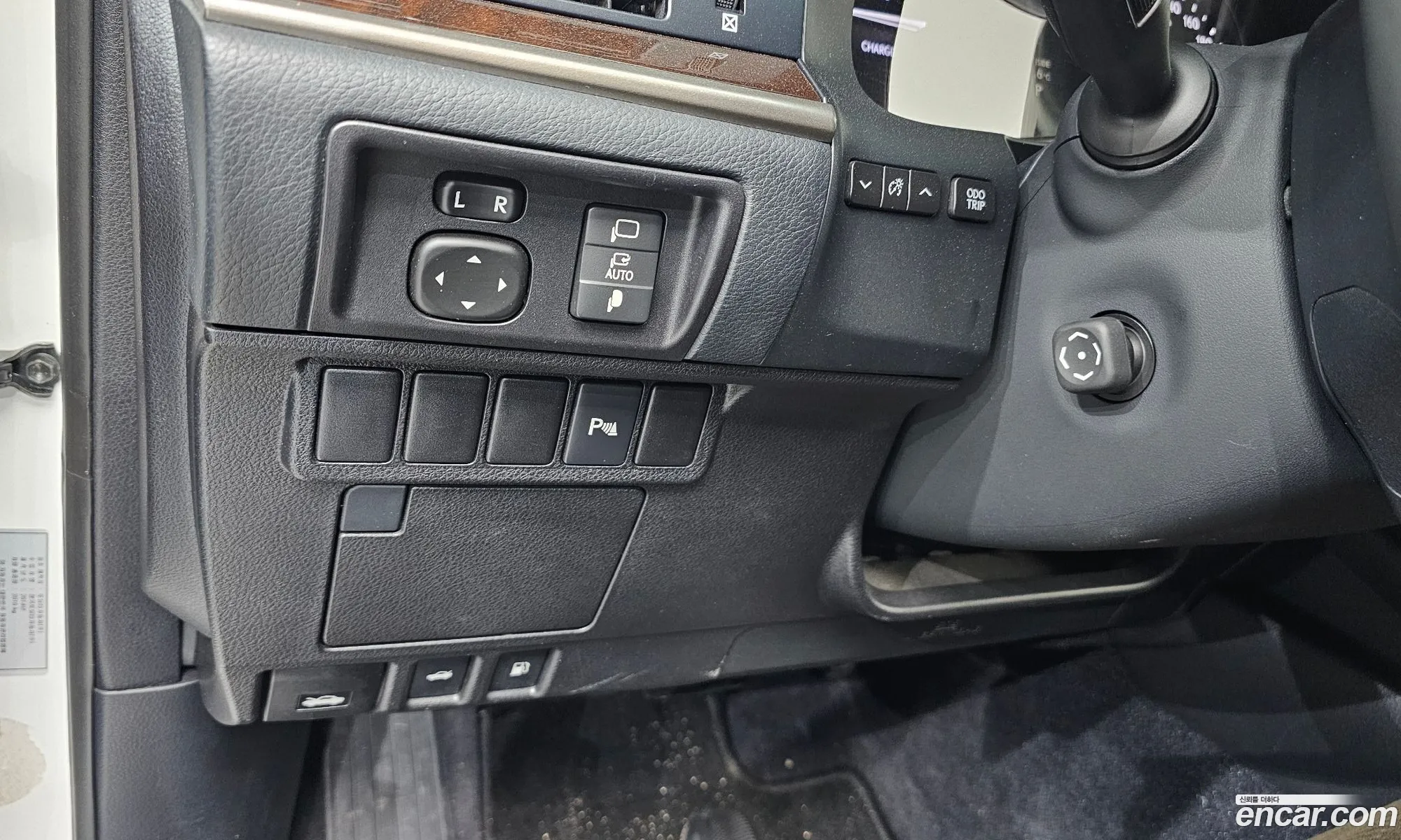 Lexus ES300h 2014 — 8