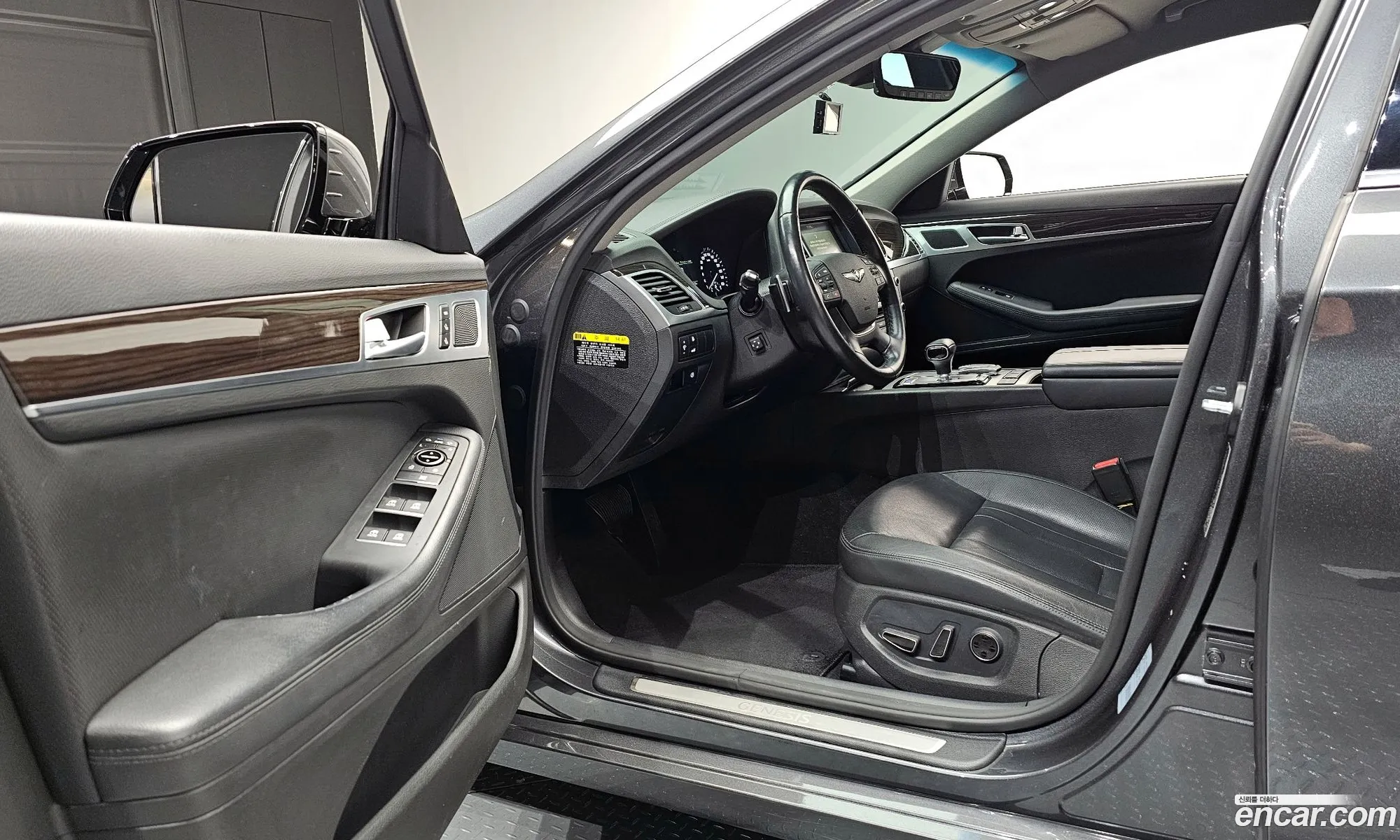Genesis G80 2016 — 11