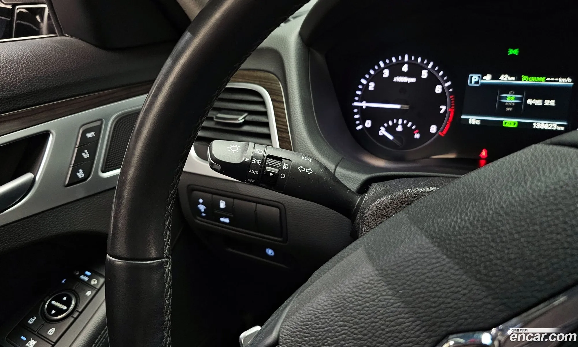 Genesis G80 2016 — 8
