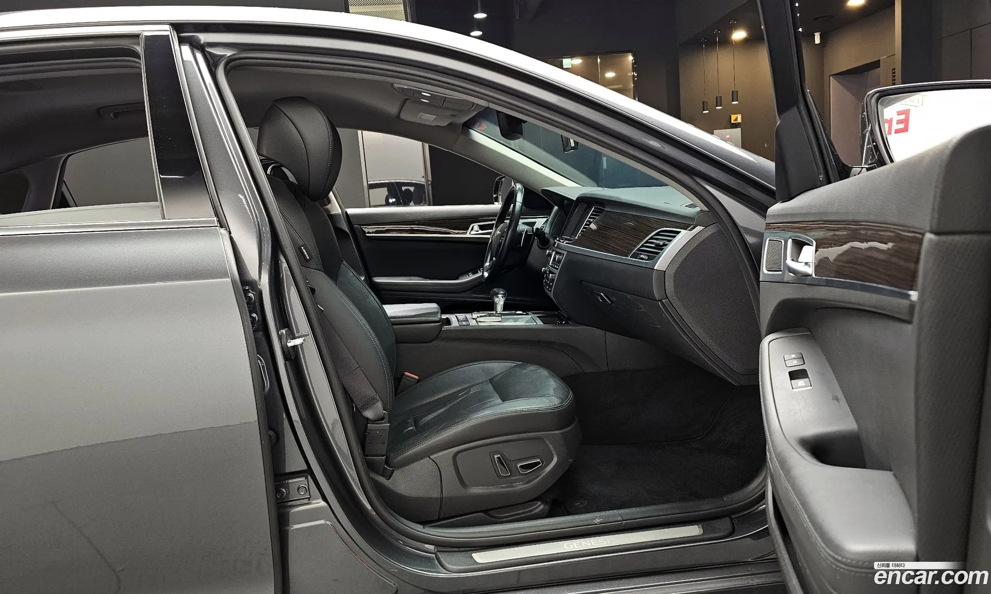 Genesis G80 2016 — 12