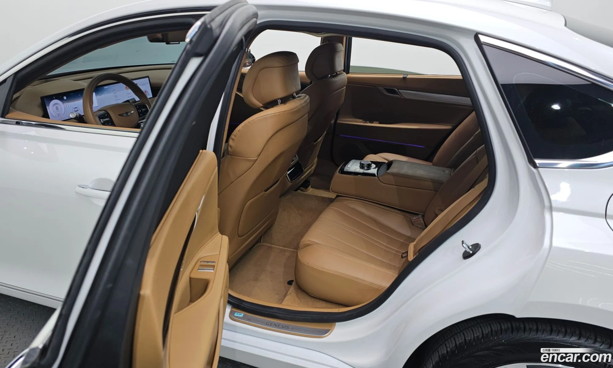 Genesis G80 2025 — 15