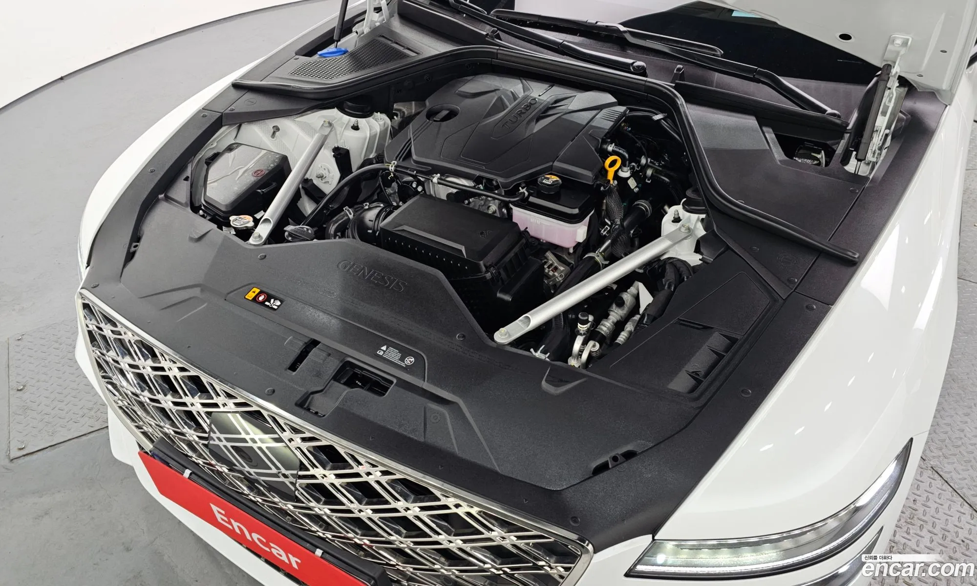 Genesis G80 2025 — 18