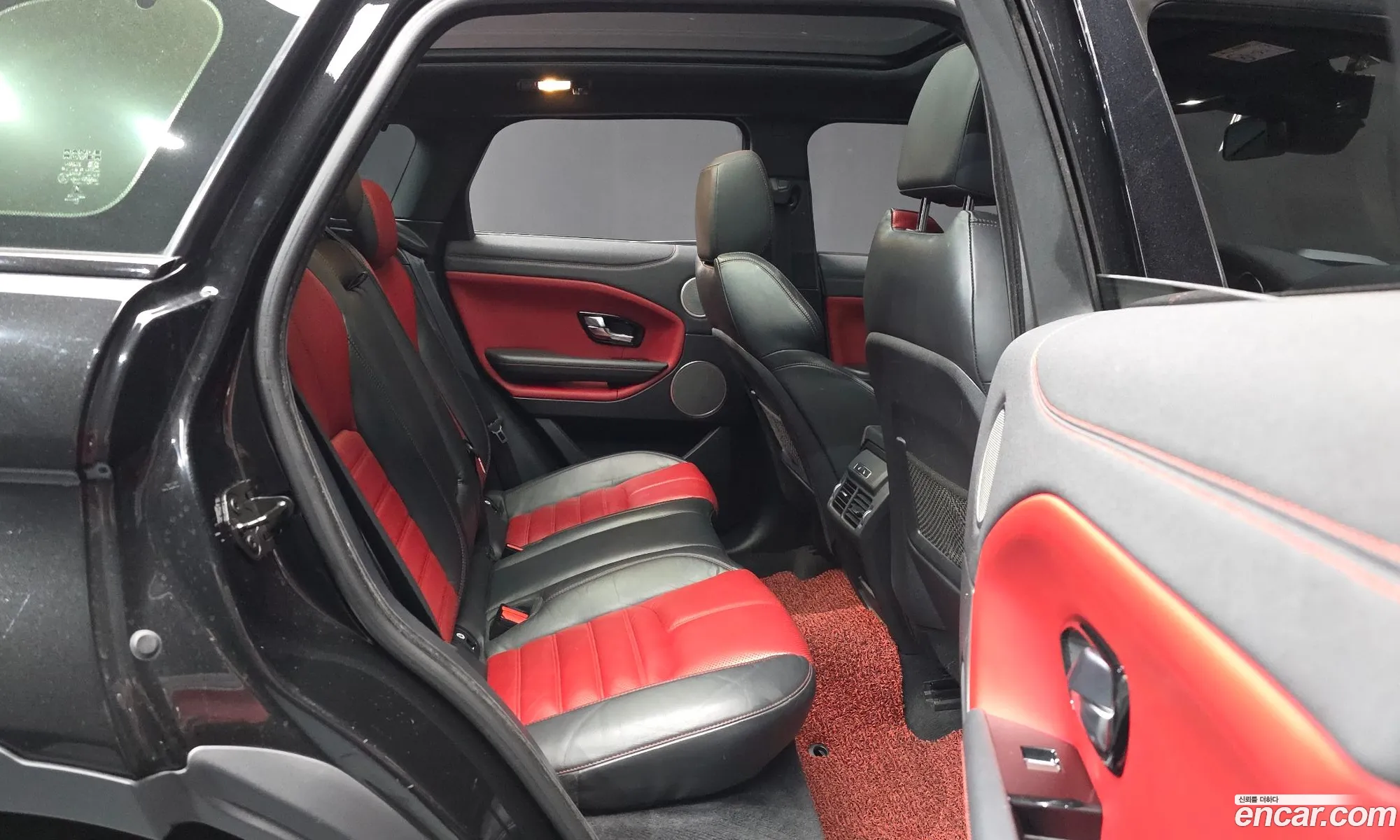 Land Rover Range Rover Evoque 2018 — 19