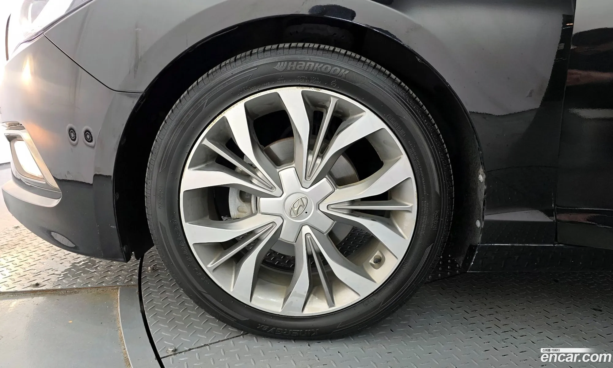 Hyundai LF Sonata 2014 — 18