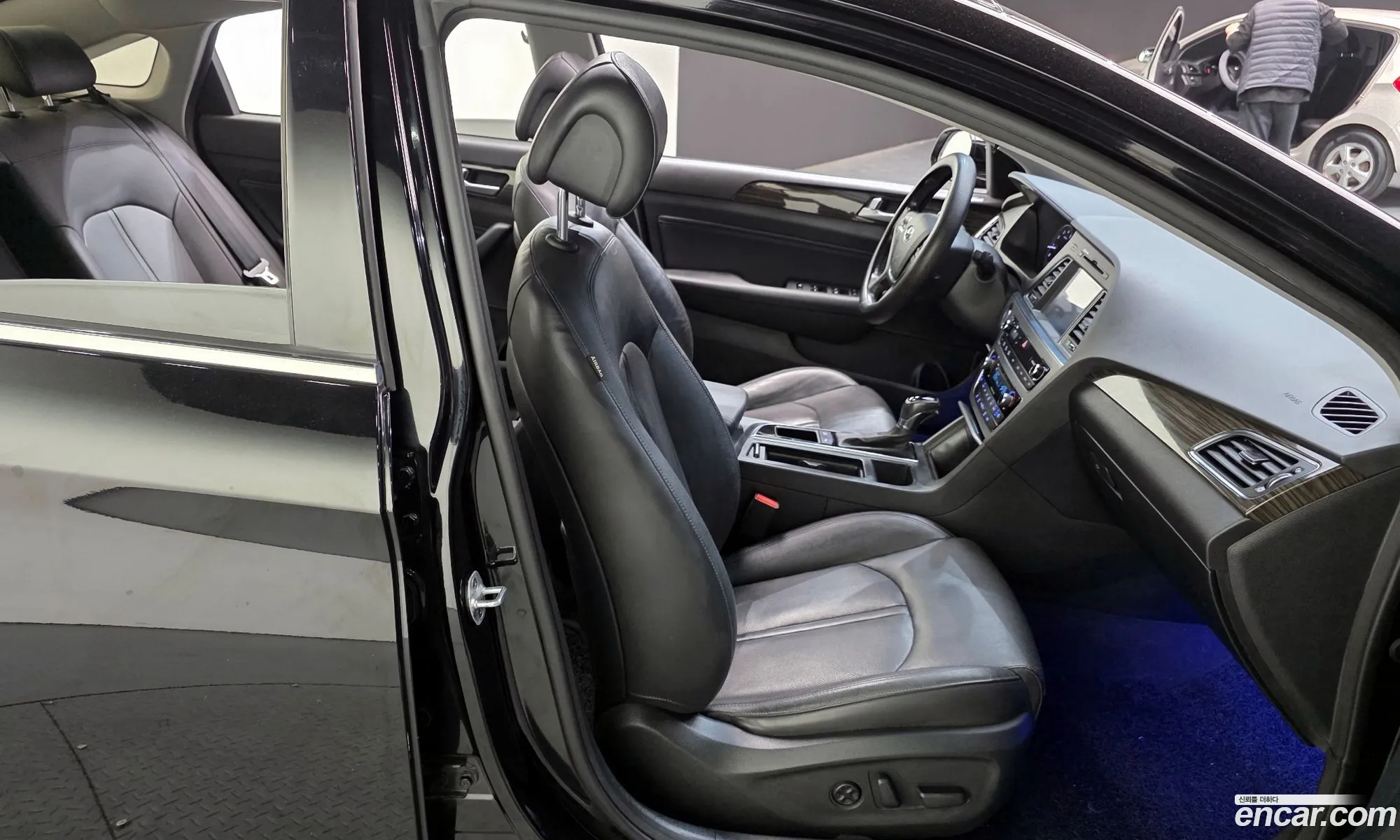 Hyundai LF Sonata 2014 — 6