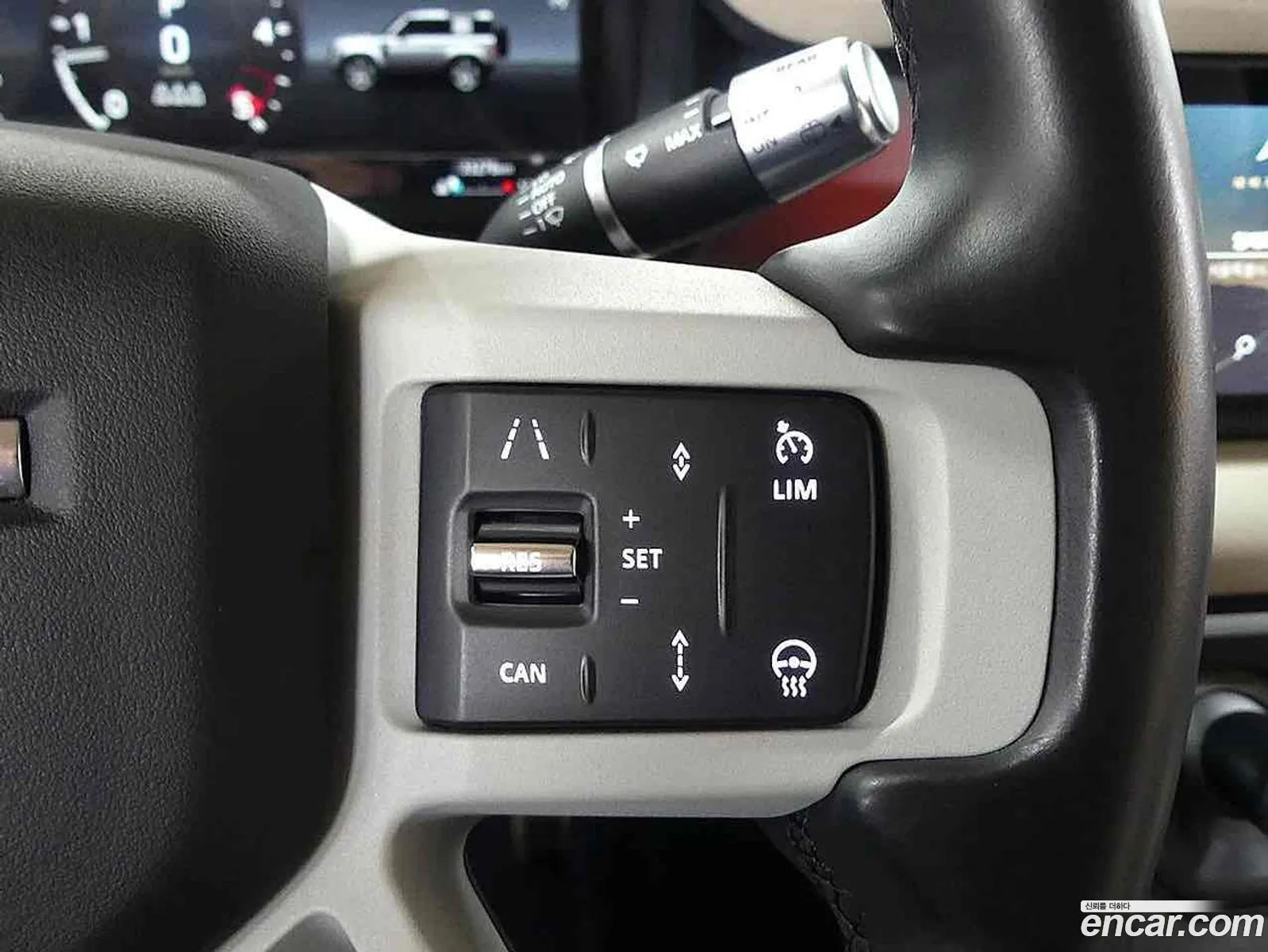 Land Rover Defender 2022 — 14