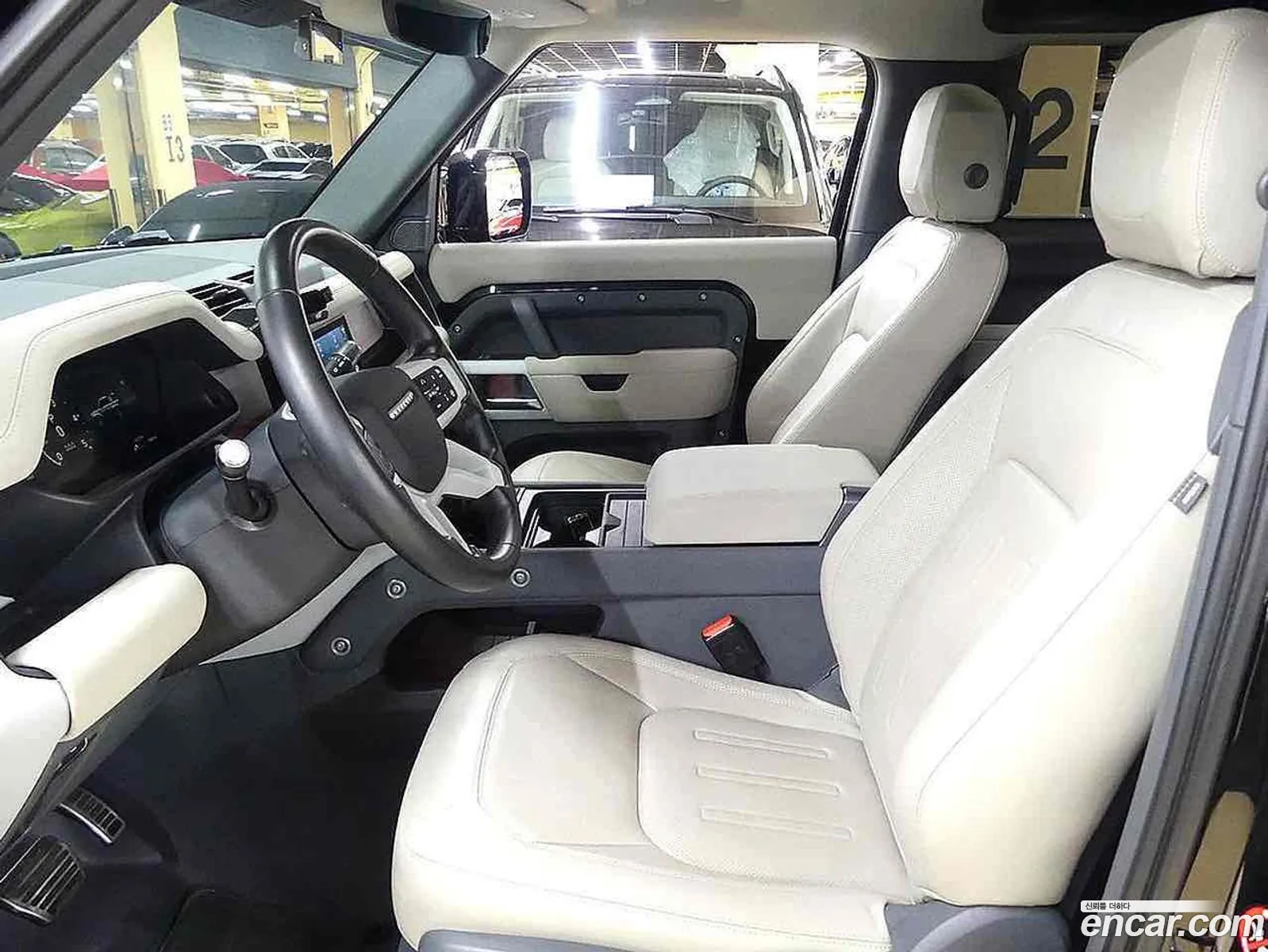 Land Rover Defender 2022 — 7
