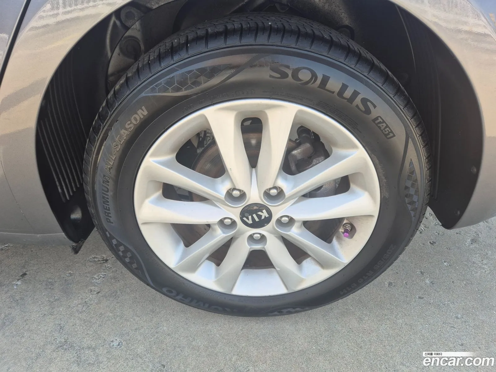 Kia K3 2016 — 10