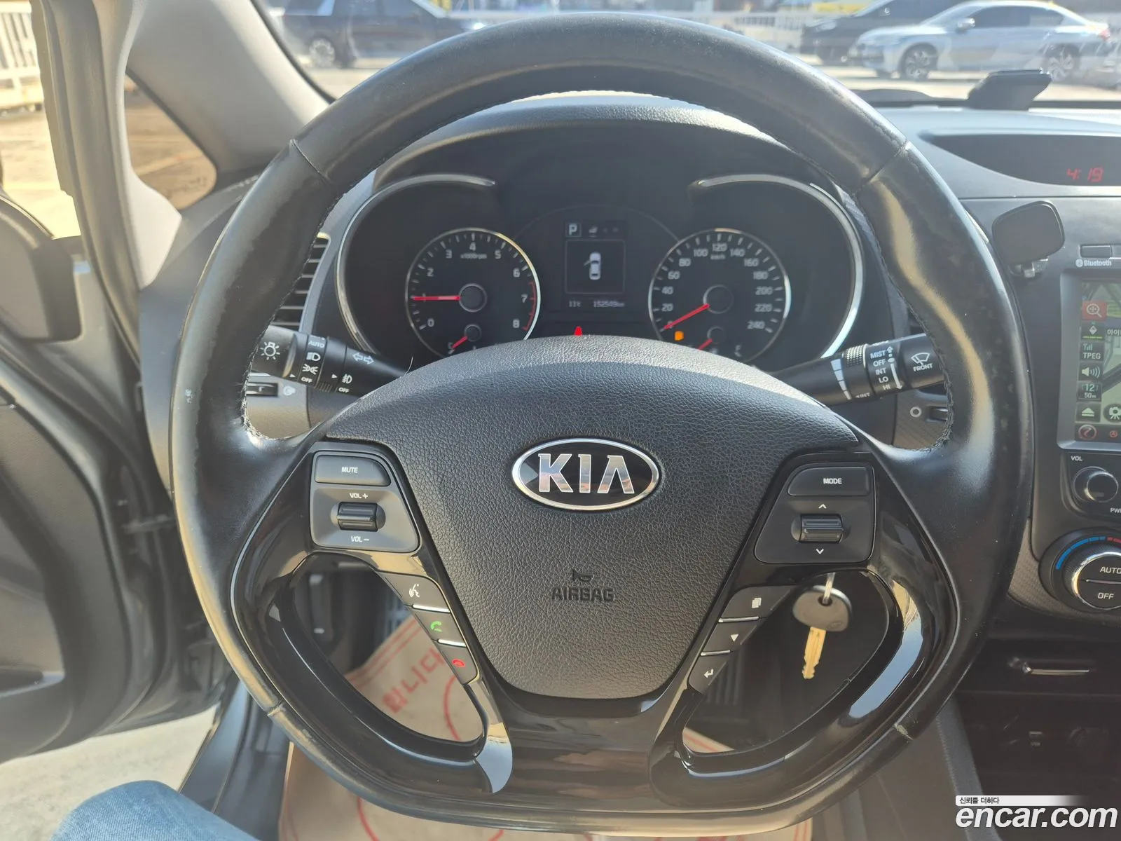Kia K3 2016 — 12
