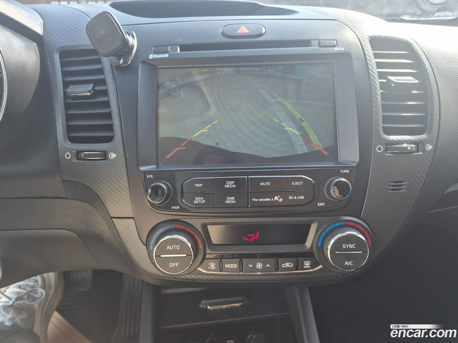 Kia K3 2016 — 2