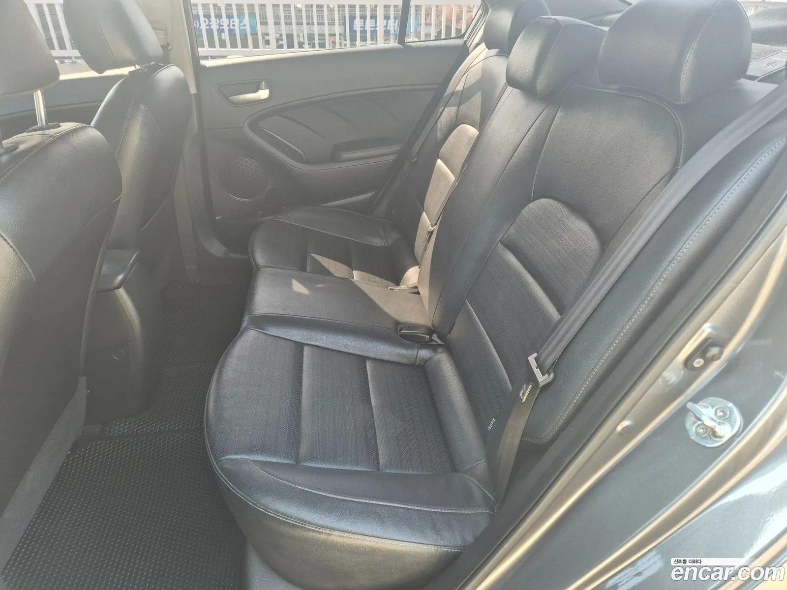 Kia K3 2016 — 8
