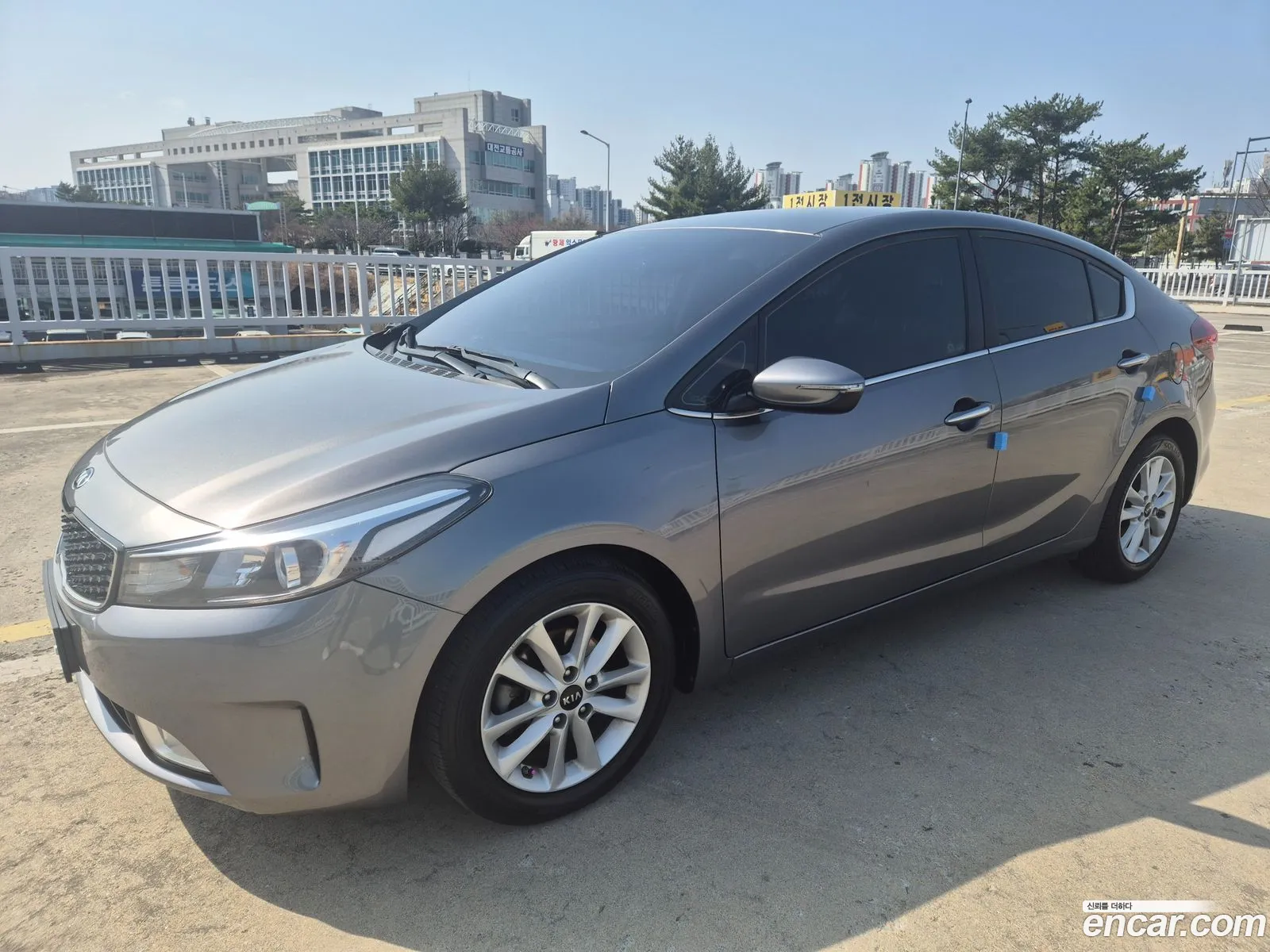 Kia K3 2016 — 13