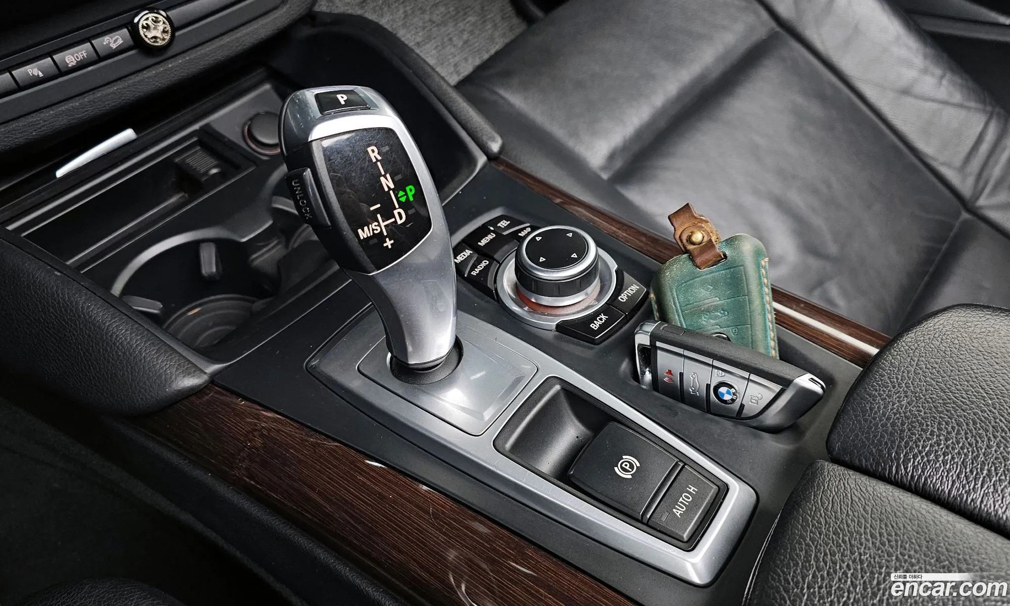 BMW X6 2014 WBAFH6103E0B45254 — 14