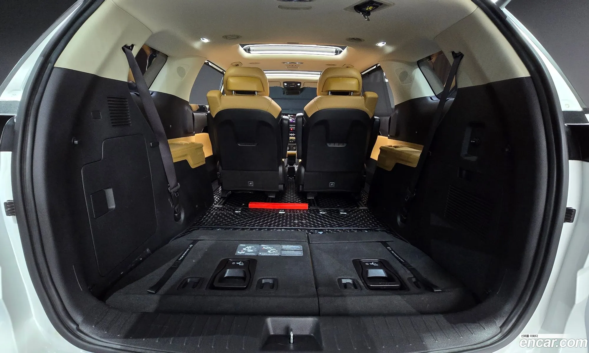 Kia Carnival 2022 — 19