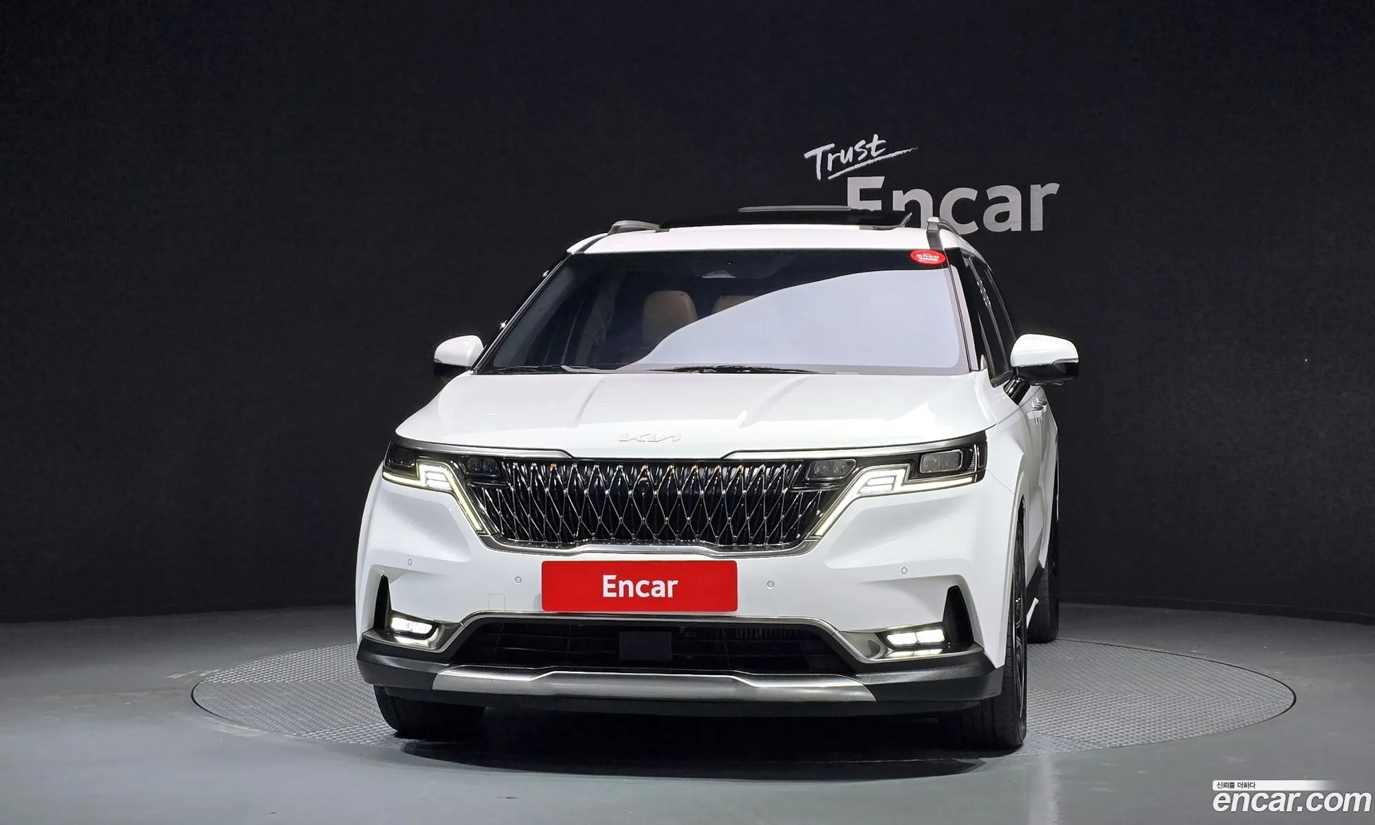 Kia Carnival 2022 — 17