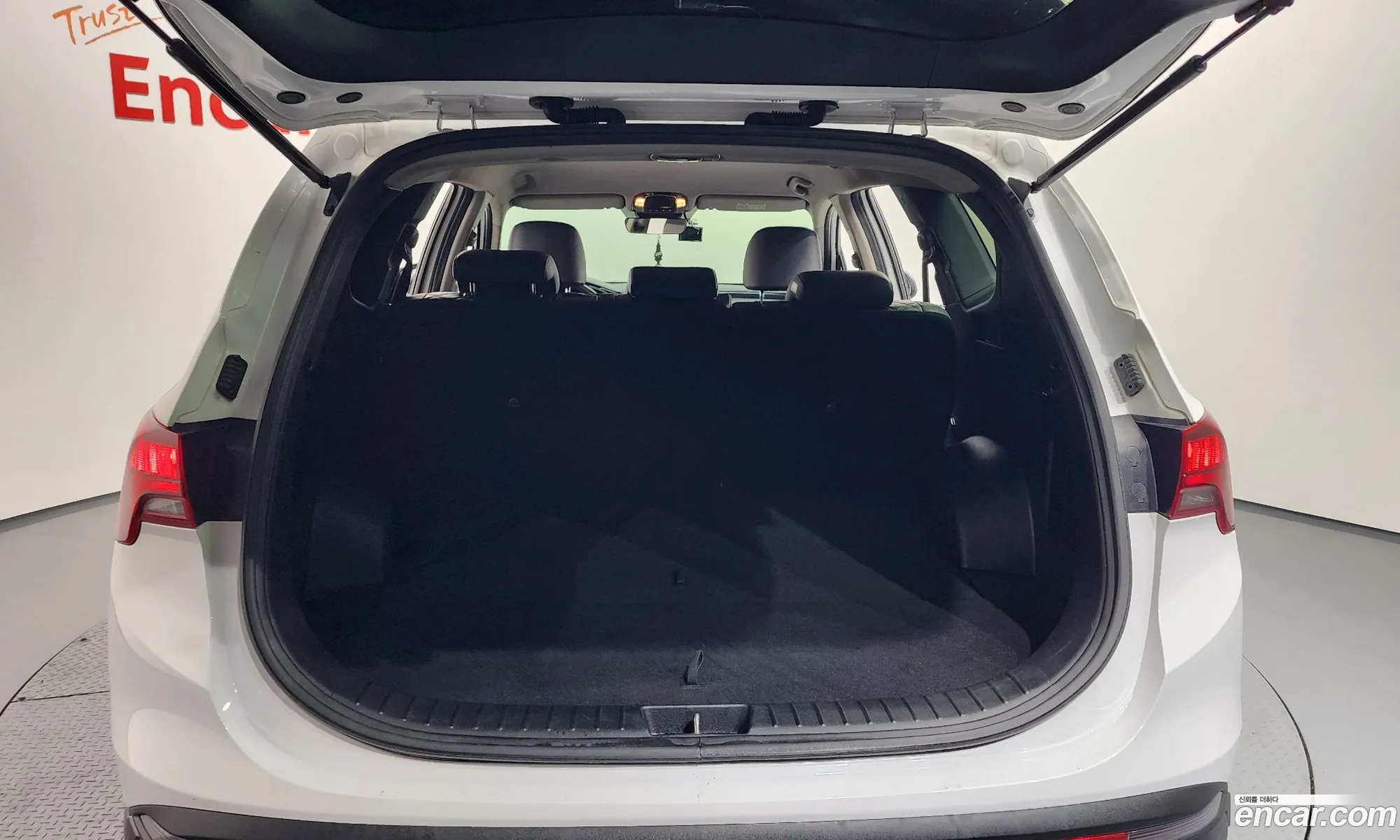 Hyundai Santa Fe 2021 — 17