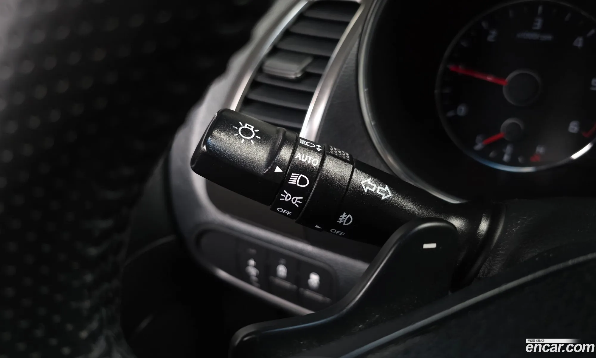 Kia K3 2016 — 6